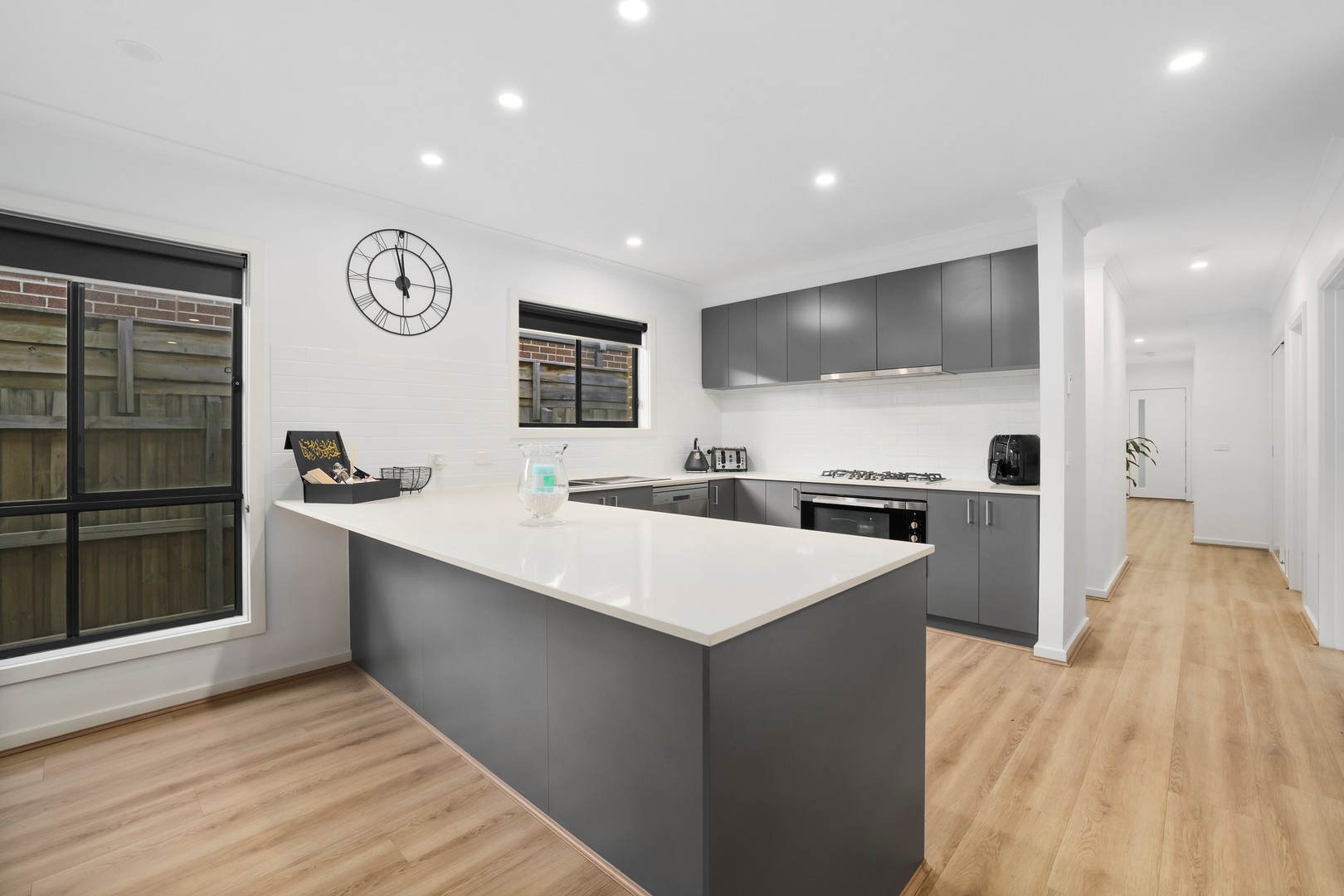 34 Cassinia Circuit, Tarneit, VIC 3029, Tarneit - Thumbnail 4