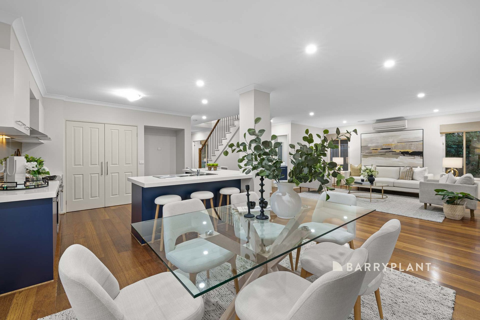 34 Cedarwood Crescent, Berwick, VIC 3806, Berwick - Thumbnail 4
