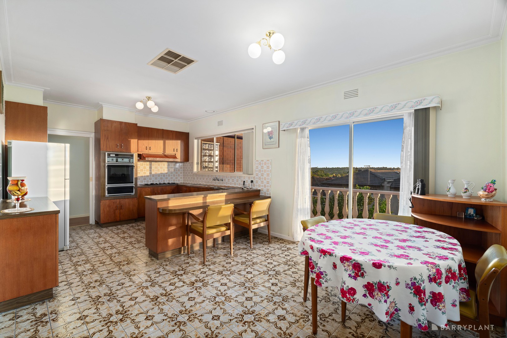 34 Collins Street, Bulleen, VIC 3105, Bulleen - Thumbnail 3