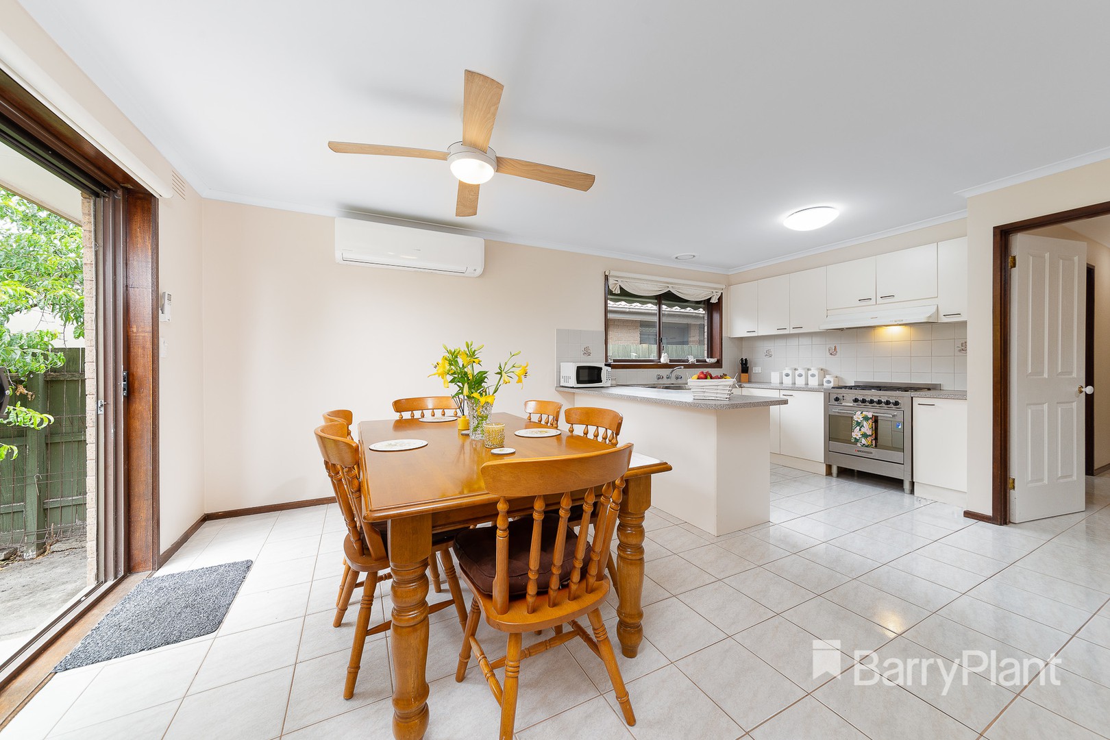 34 Derby Drive, Epping, VIC 3076, Epping - Thumbnail 3