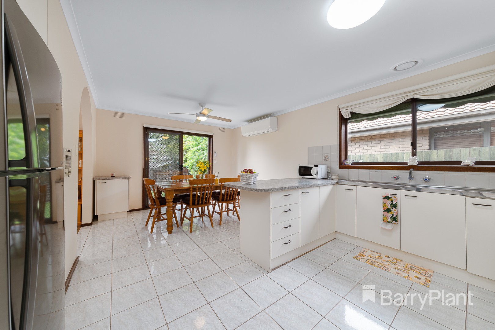 34 Derby Drive, Epping, VIC 3076, Epping - Thumbnail 4