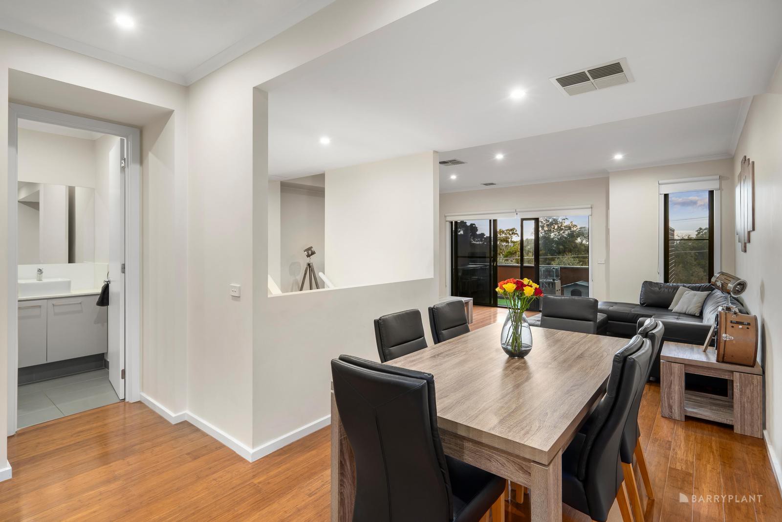34 Diamond Boulevard, Greensborough, VIC 3088, Greensborough - Thumbnail 3
