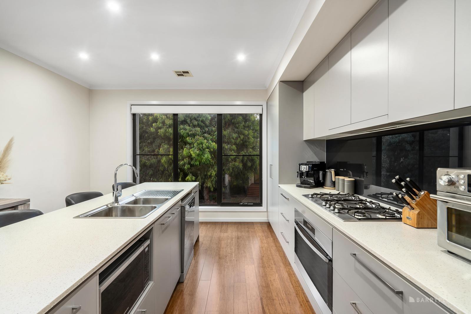 34 Diamond Boulevard, Greensborough, VIC 3088, Greensborough - Thumbnail 5