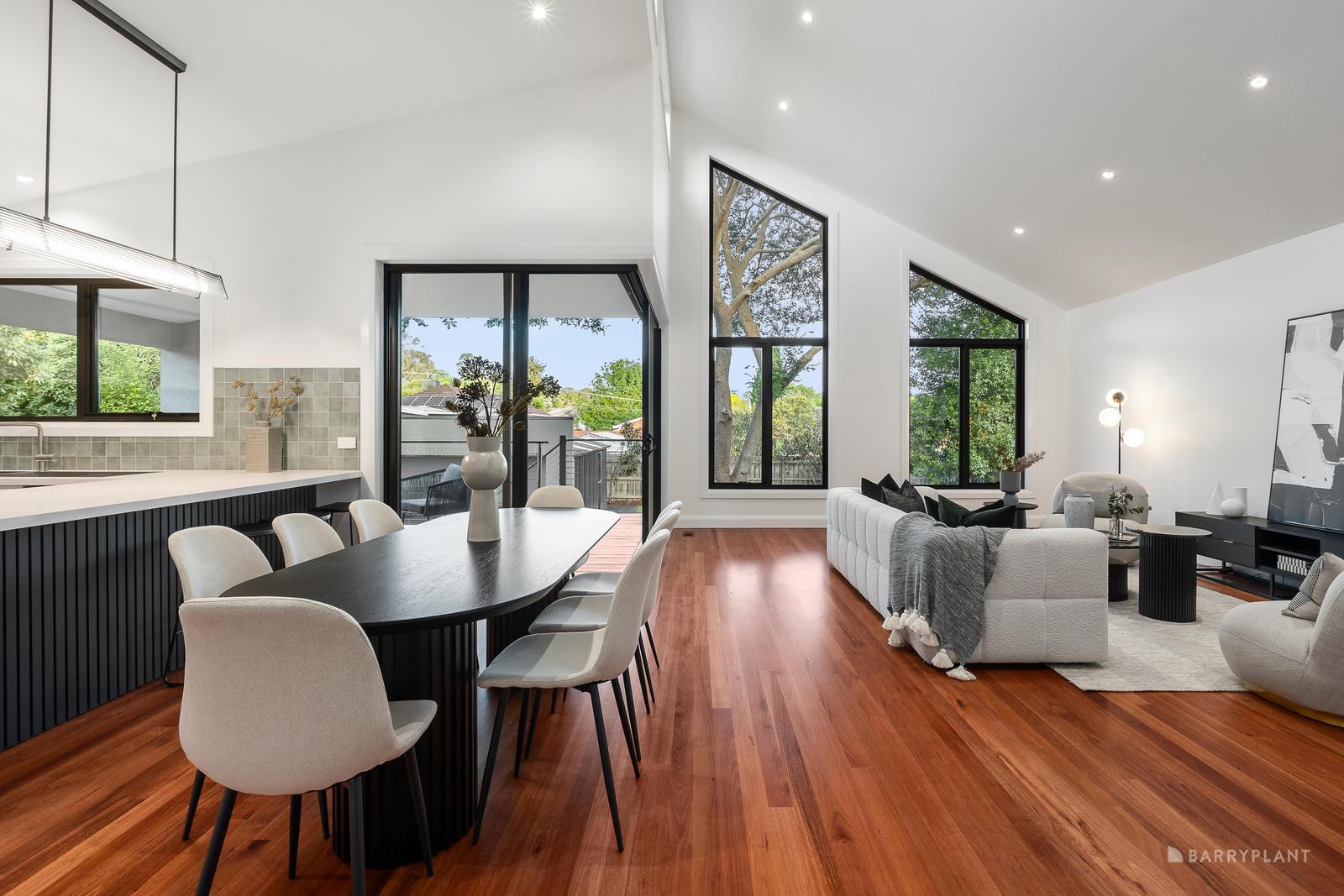34 Diane Crescent, Viewbank, VIC 3084, Viewbank - Thumbnail 6
