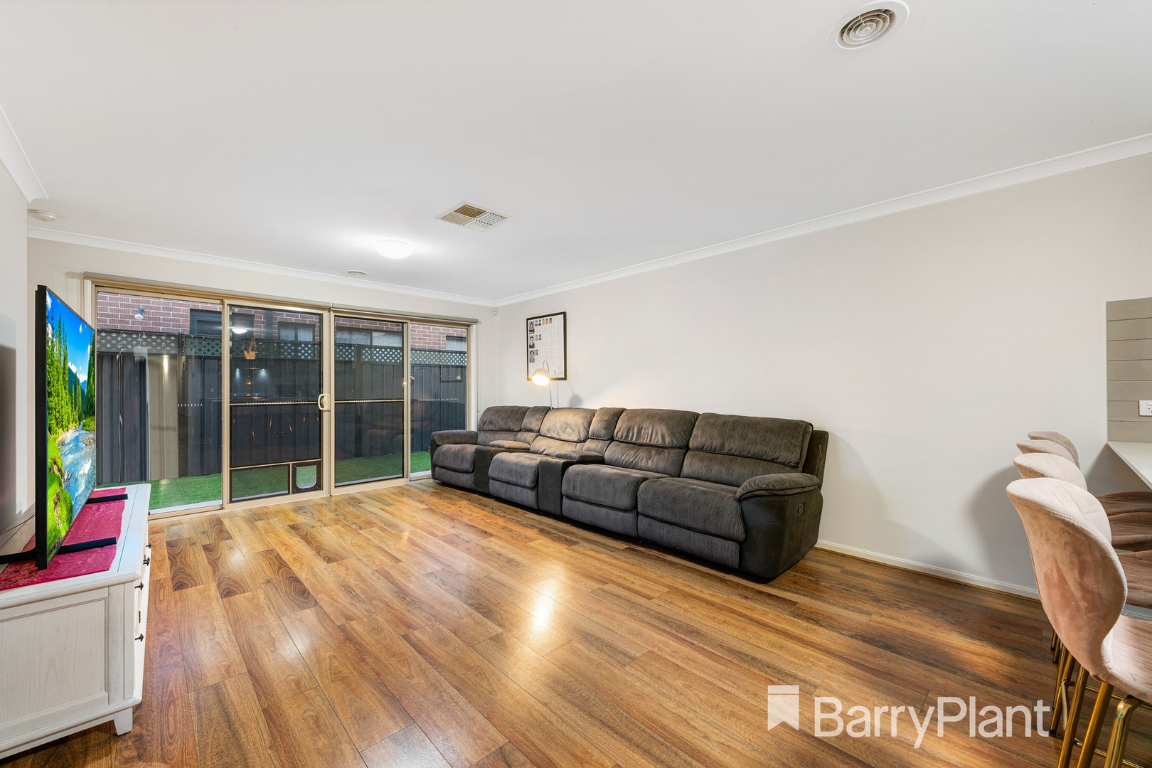 34 Dover Street, Truganina, VIC 3029, Truganina - Thumbnail 3