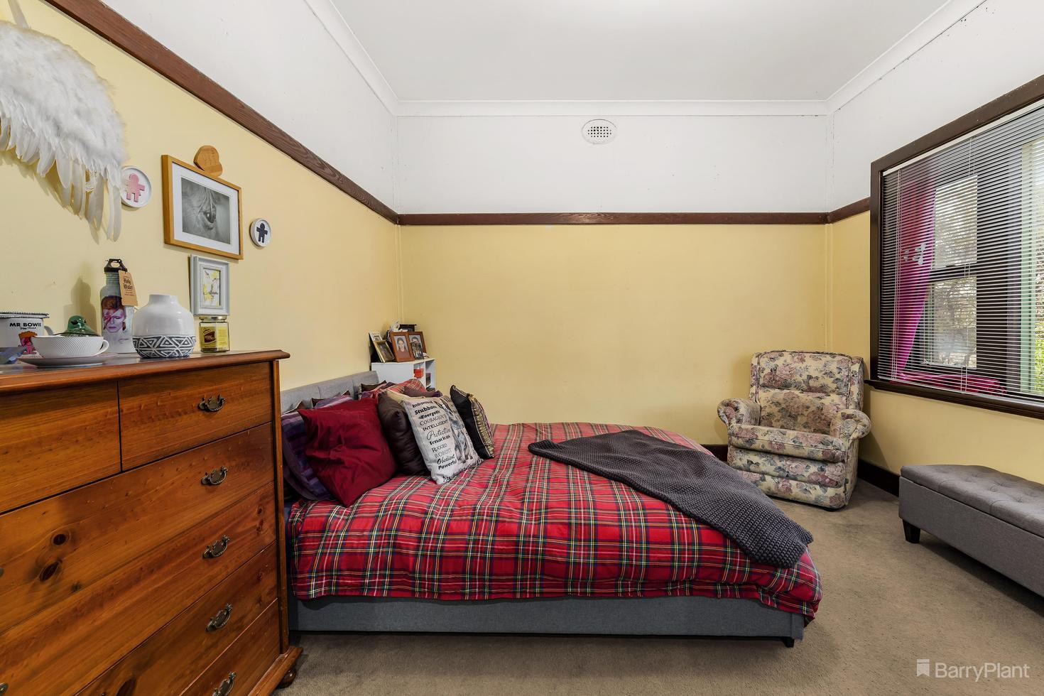 34 Dudley Street, Eltham, VIC 3095, Eltham - Thumbnail 5