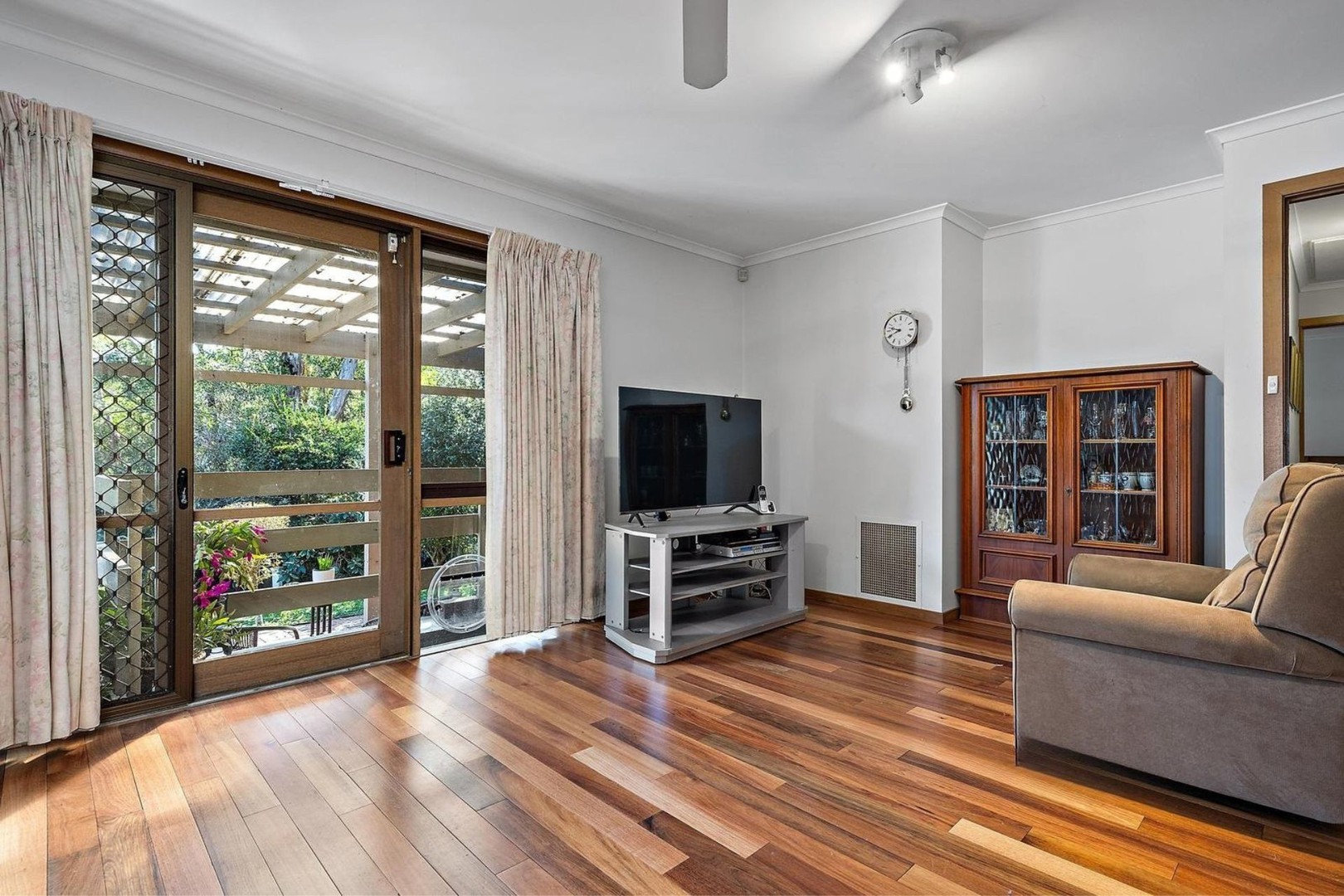 34 Eskdale Drive, Croydon Hills, VIC 3136, Croydon Hills - Thumbnail 5