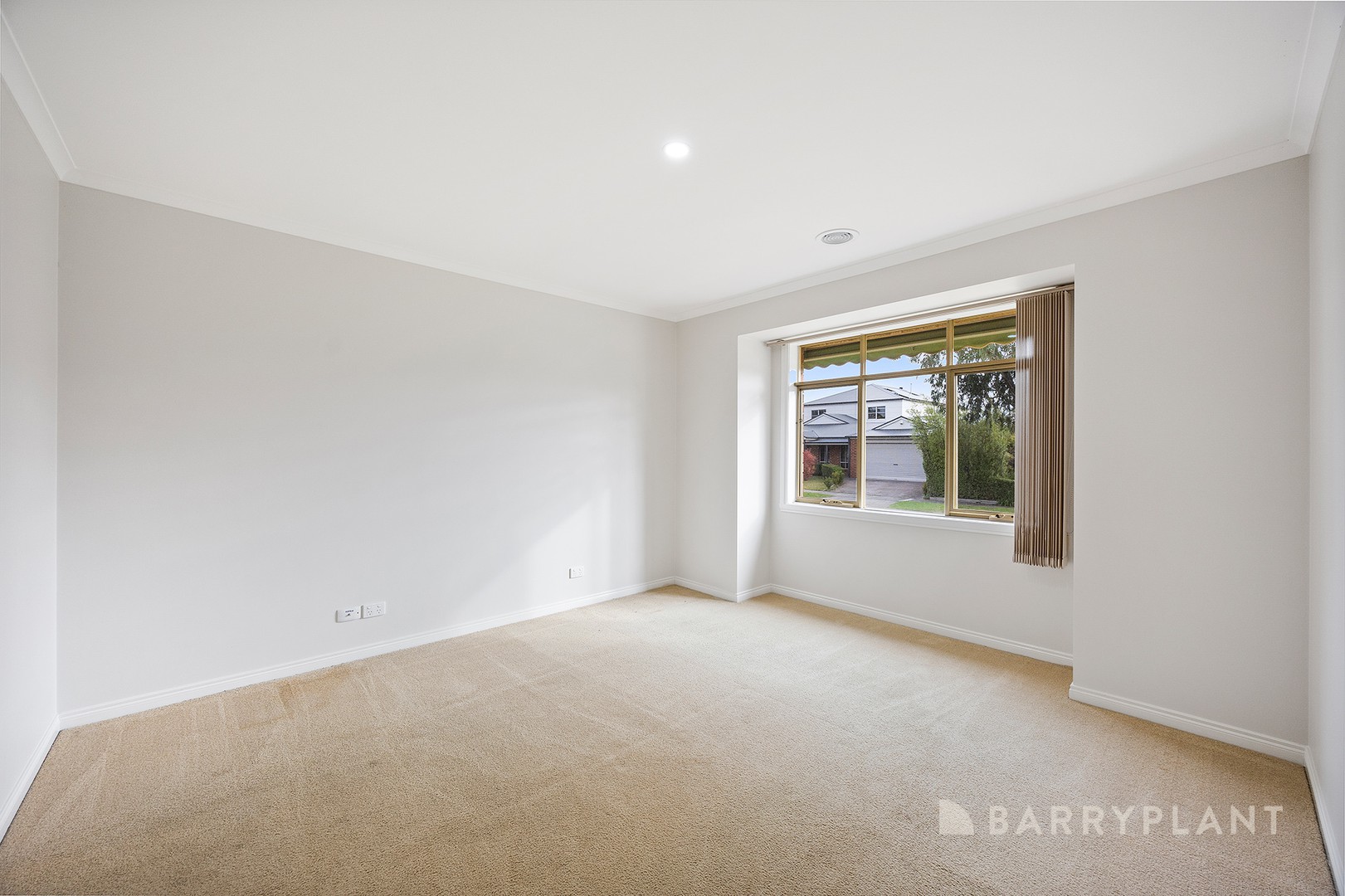 34 Eucumbene Drive, Berwick, VIC 3806, Berwick - Thumbnail 6