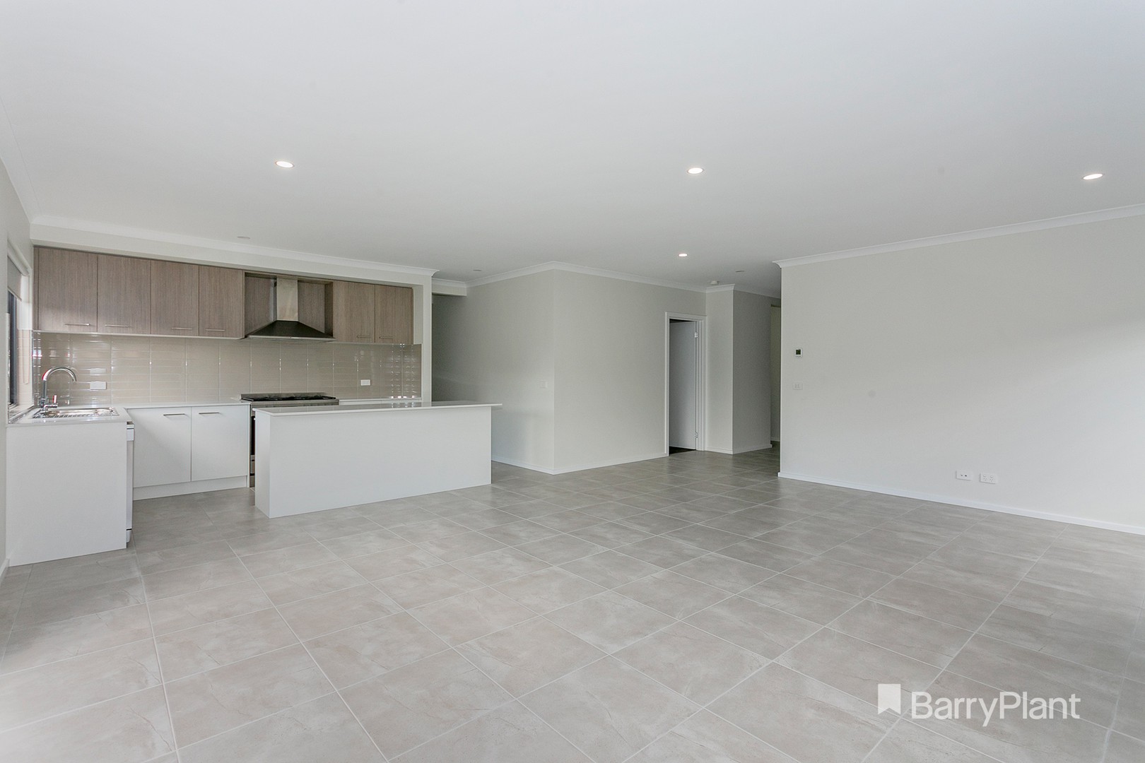 34 Finnegan Way, Officer, VIC 3809, Officer - Thumbnail 5