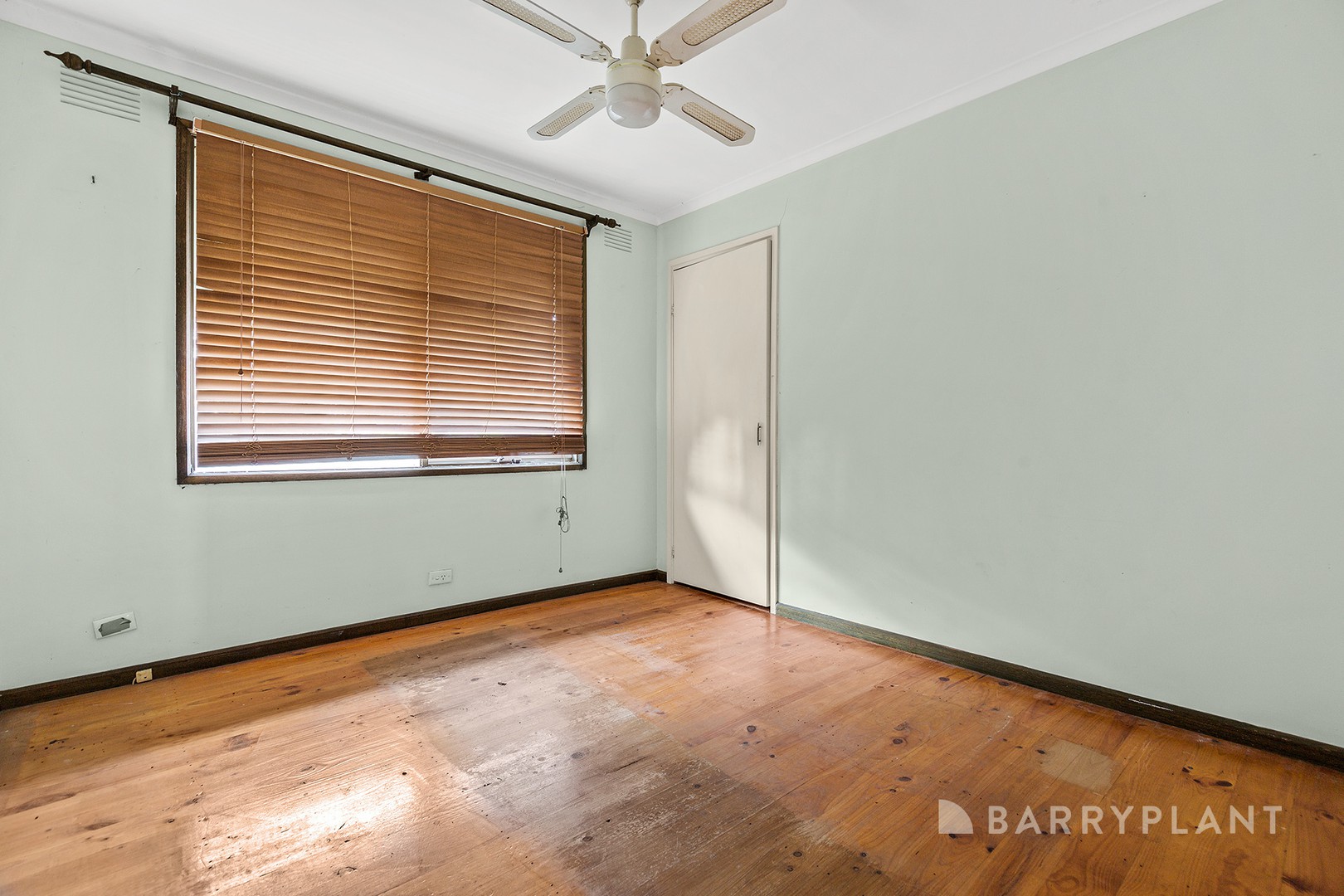 34 Gardenia Street, Pakenham, VIC 3810, Pakenham - Thumbnail 4