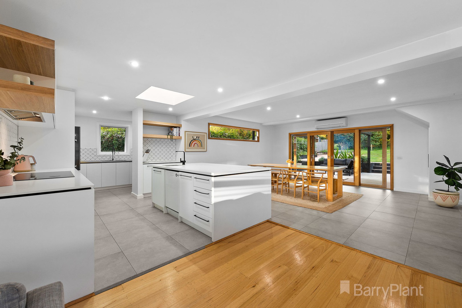 34 George Rae Avenue, Harkaway, VIC 3806 - Thumbnail 2 - 08/11/2022