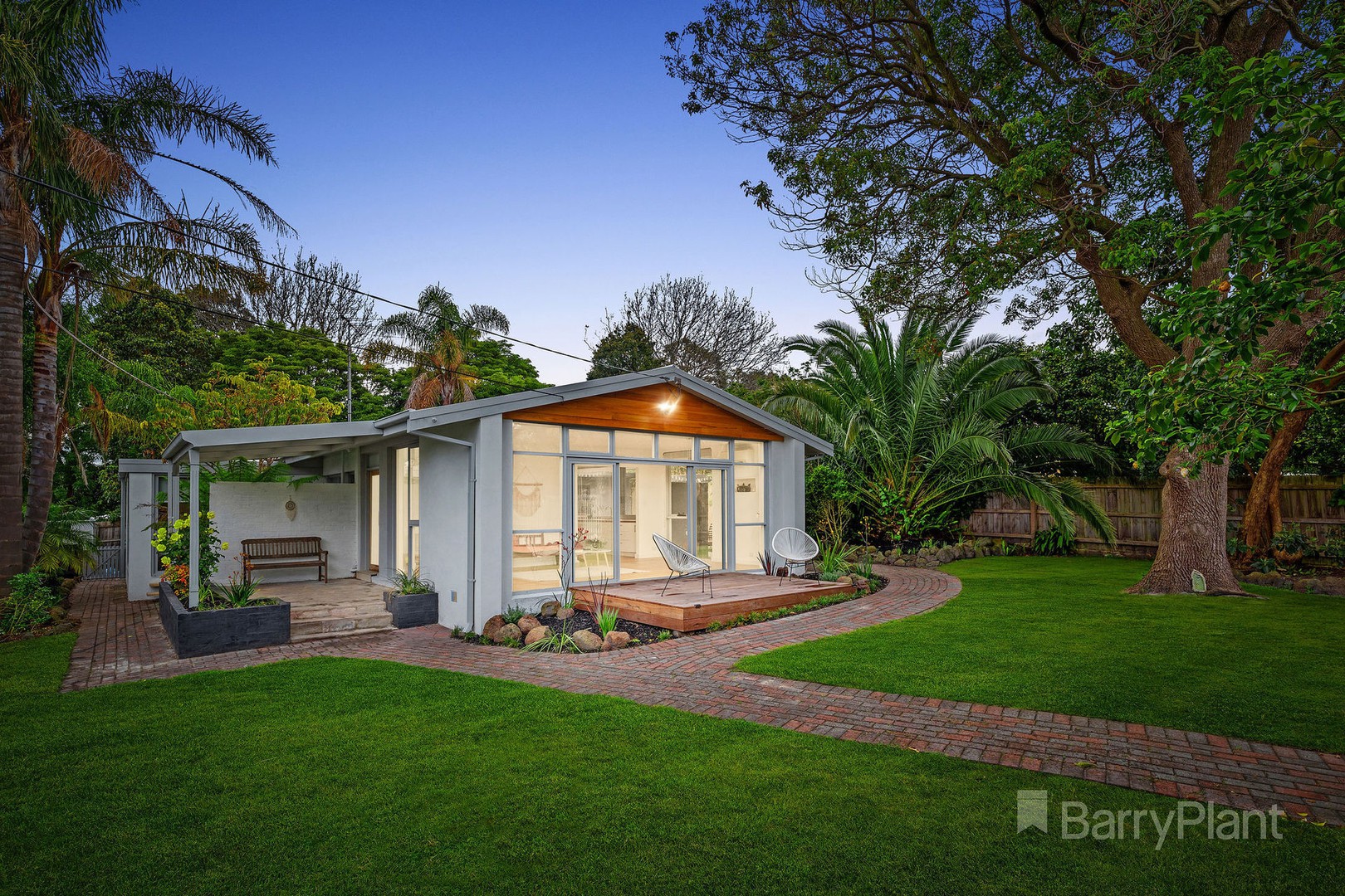 34 Gowrie Avenue, Frankston South, VIC 3199 - Thumbnail 2 - 17/11/2022