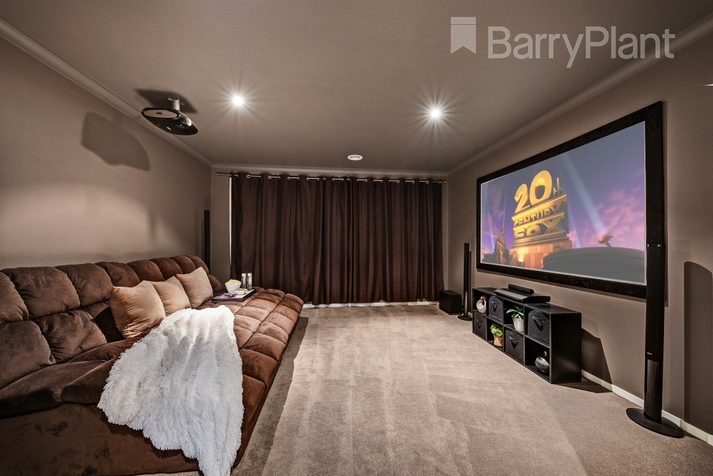 34 Grassland Drive, Point Cook, VIC 3030, Point Cook - Thumbnail 5