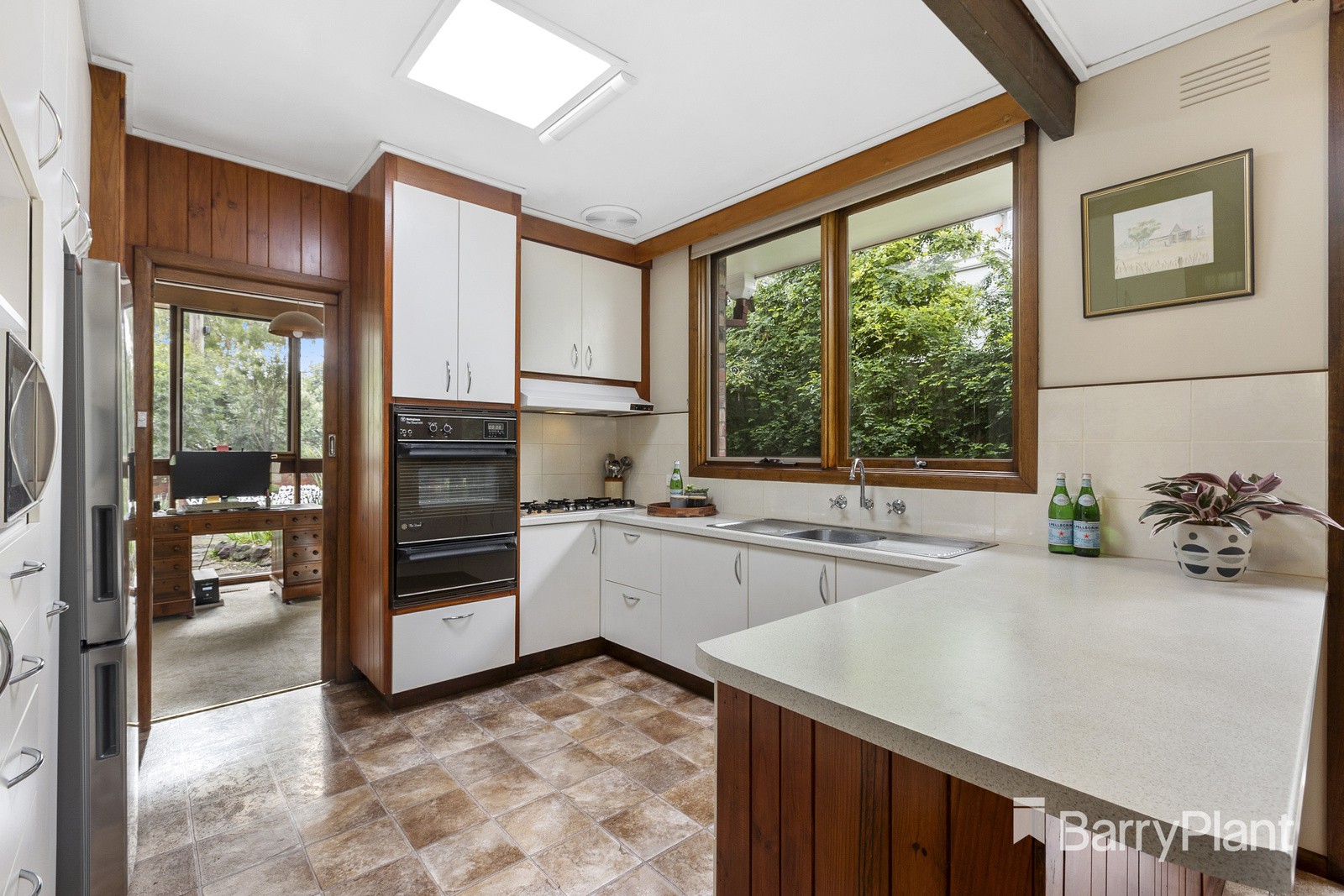 34 Greenways Road, Glen Waverley, VIC 3150, Glen Waverley - Thumbnail 5