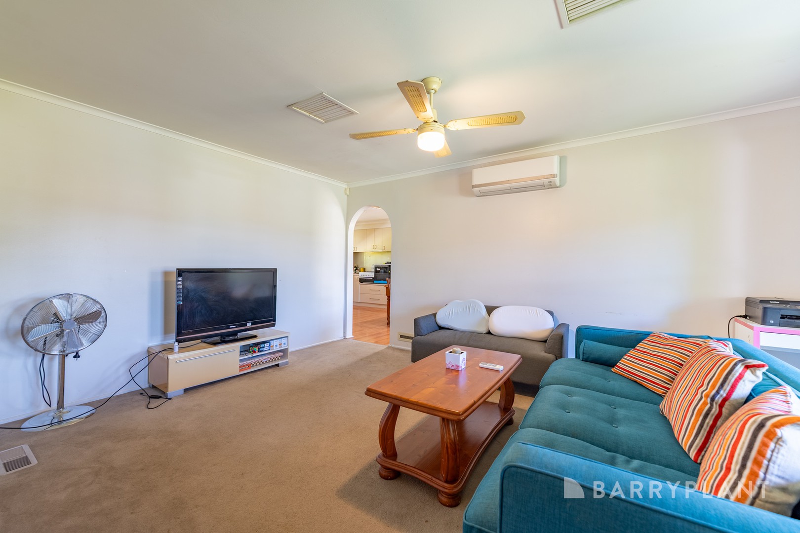 34 Hall Street, Epping, VIC 3076, Epping - Thumbnail 3