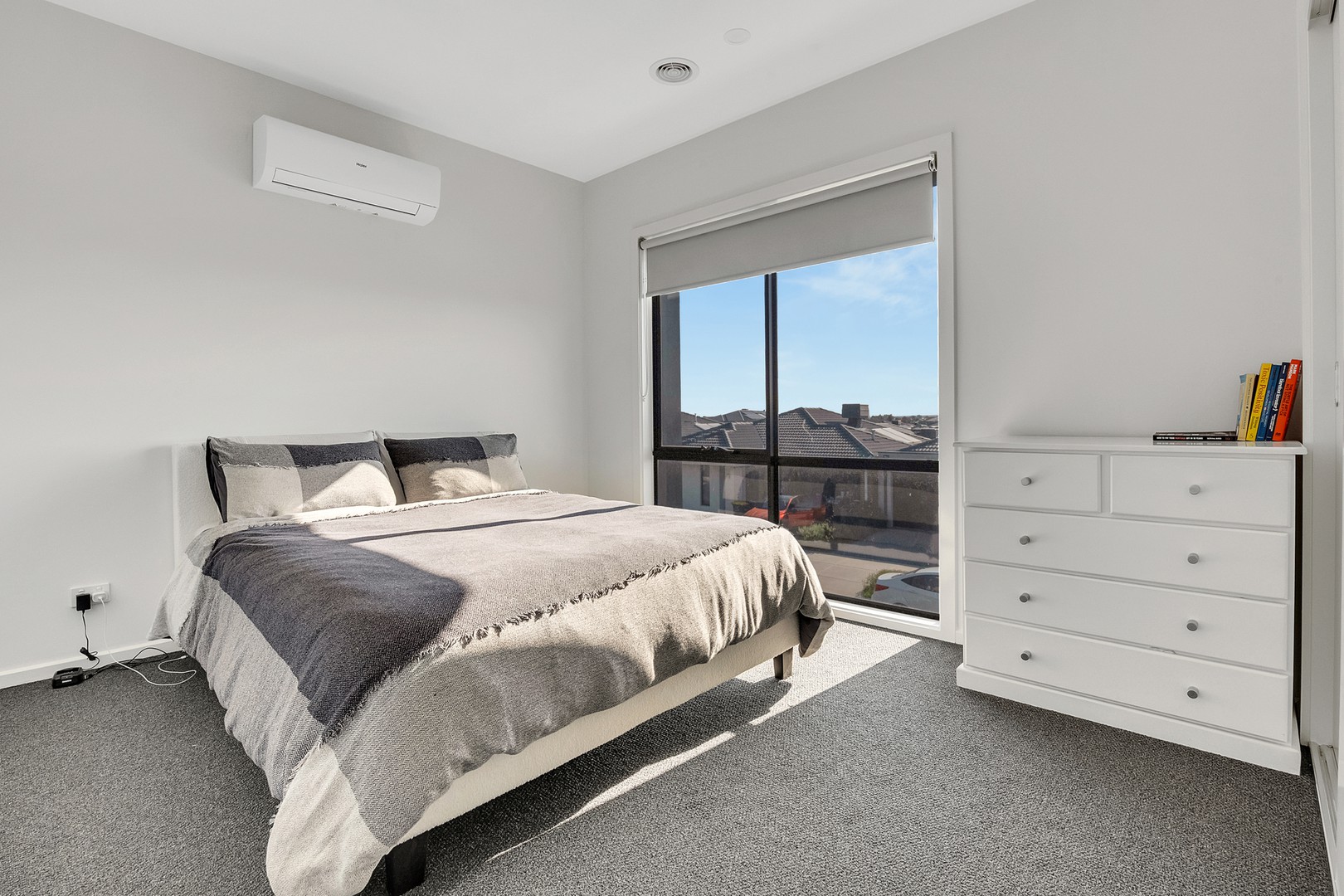 34 Hawkesbury Drive, Donnybrook, VIC 3064, Donnybrook - Thumbnail 4