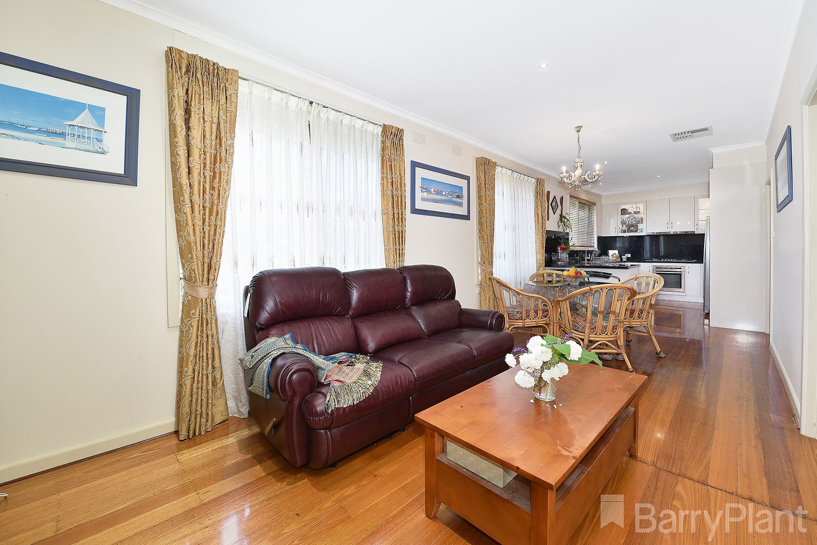 34 Hillside RoadMount Waverley, VIC 3149, Mount Waverley - Thumbnail 4