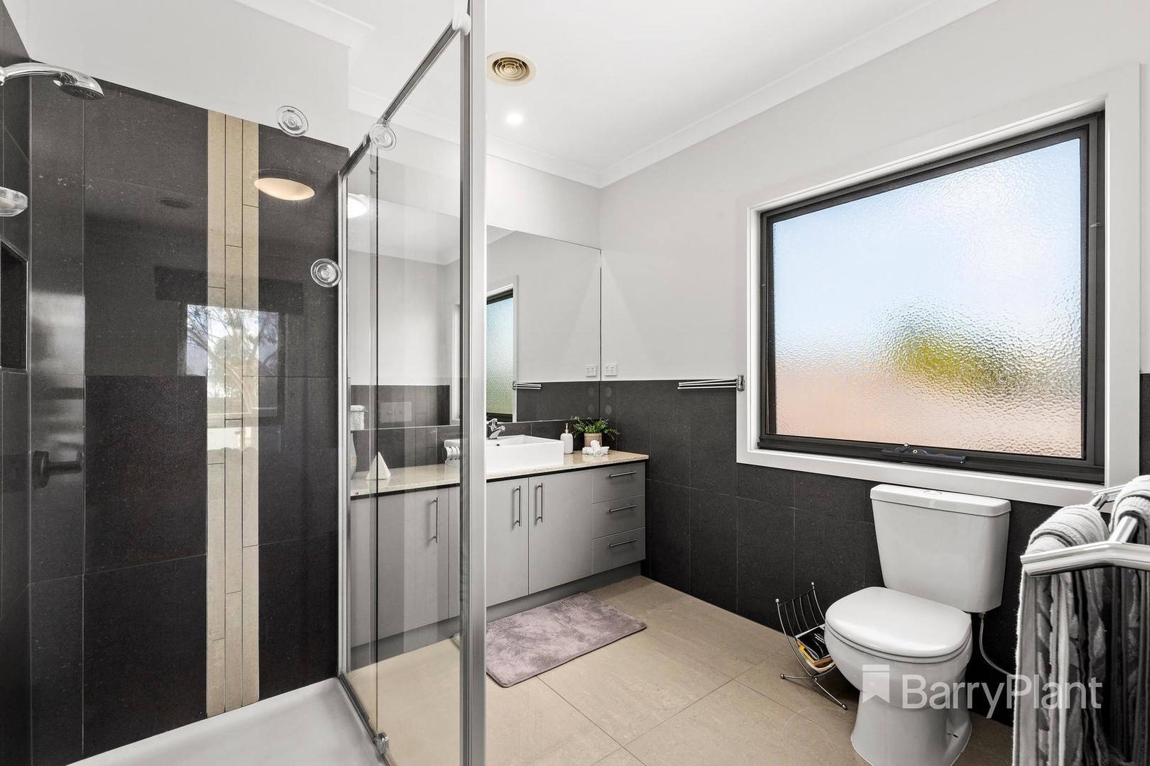34 Huntingfield Drive, South Morang, VIC 3752, South Morang - Thumbnail 7