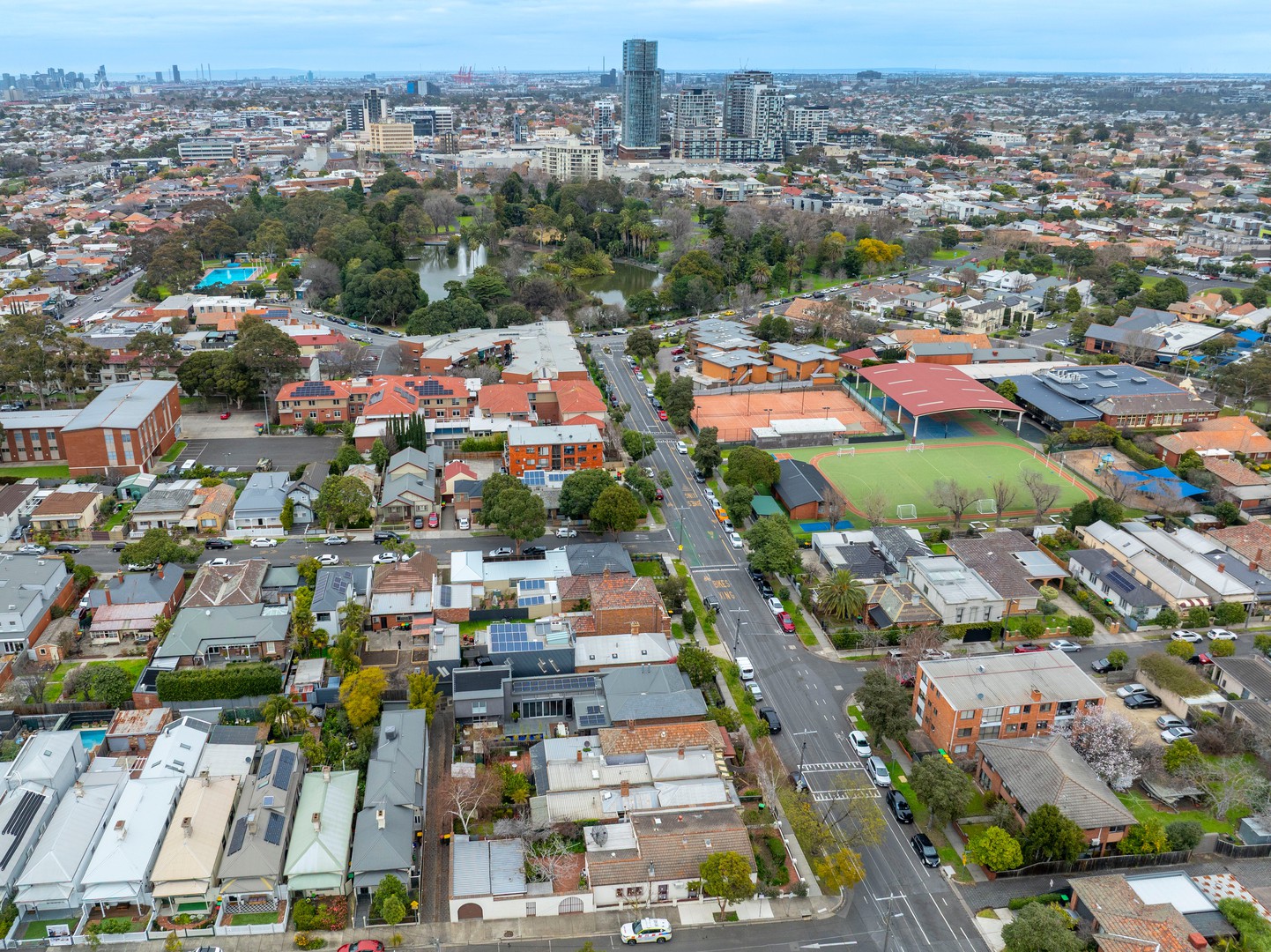 34 Hutcheson Street, Moonee Ponds, VIC 3039, Moonee Ponds - Thumbnail 2