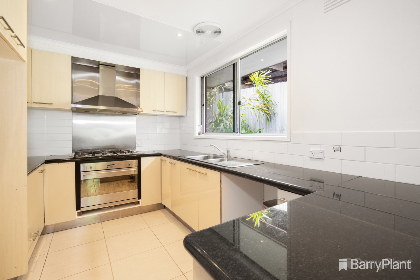 34 Illawarra Crescent, Dandenong North, VIC 3175, Dandenong North - Thumbnail 4