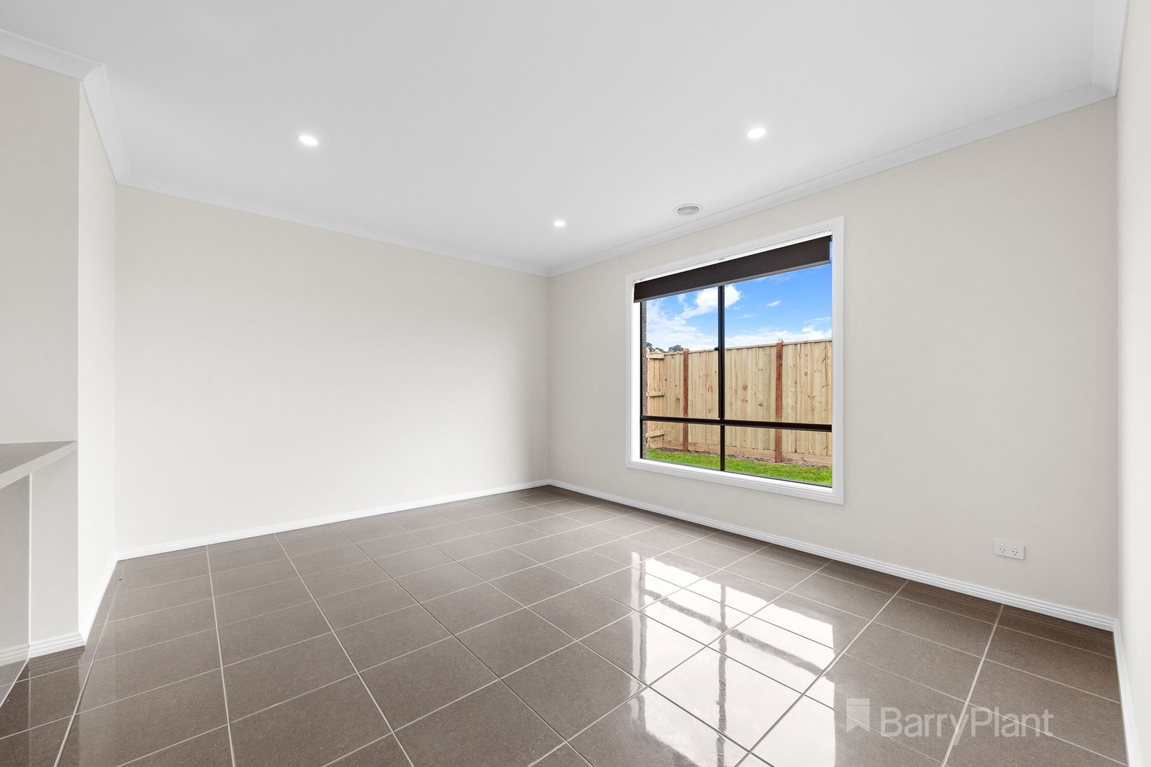 34 Ironstone Crescent, Clyde, VIC 3978, Clyde - Thumbnail 3