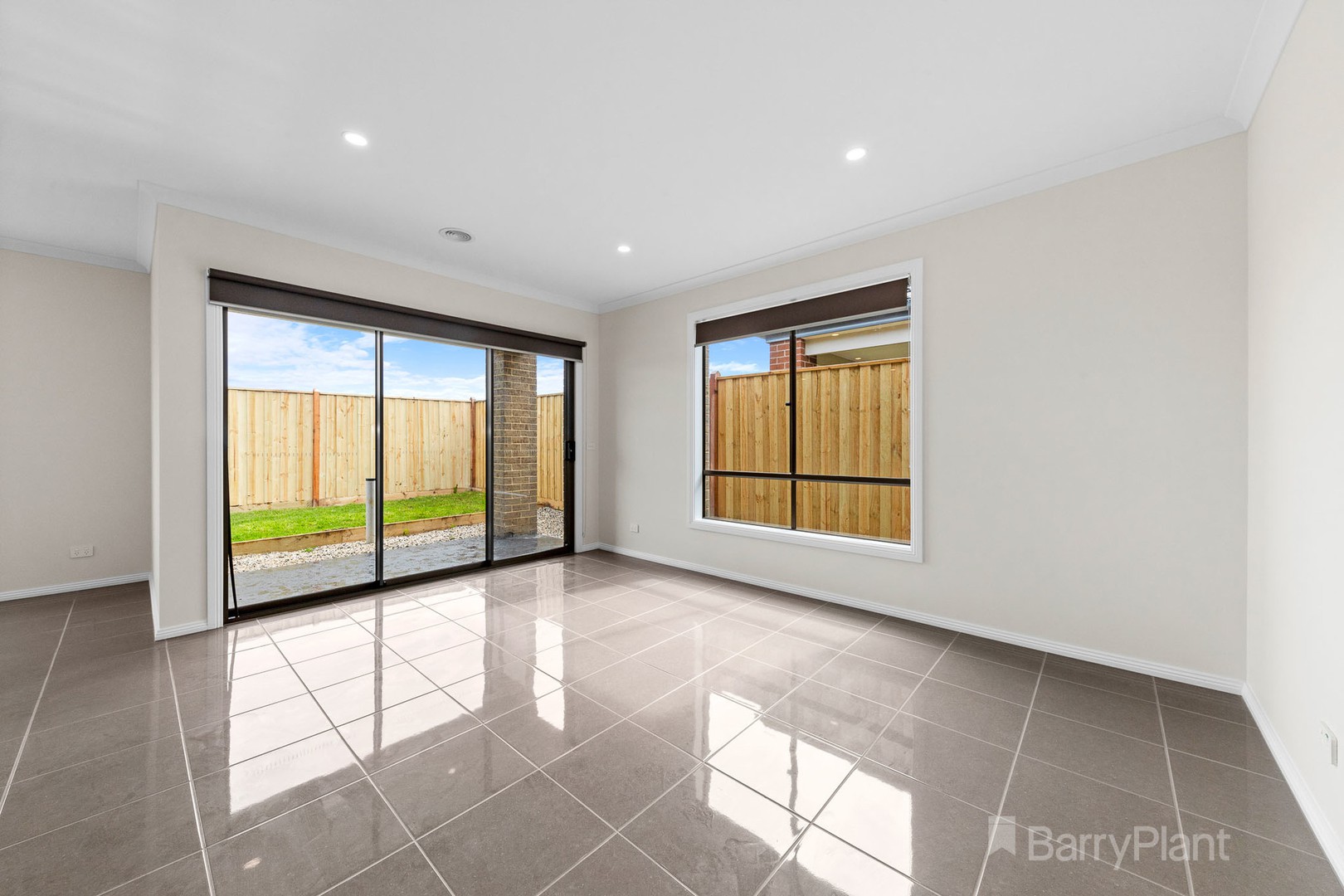 34 Ironstone Crescent, Clyde, VIC 3978, Clyde - Thumbnail 4