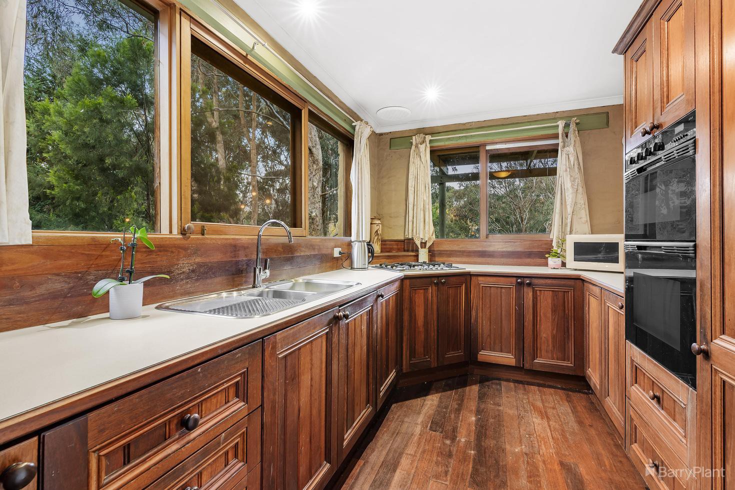 34 Kalbar Road, Eltham, VIC 3095, Eltham - Thumbnail 2