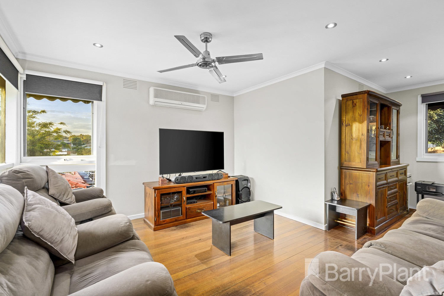 34 Kurrajong Crescent, Watsonia North, VIC 3087, Watsonia North - Thumbnail 2