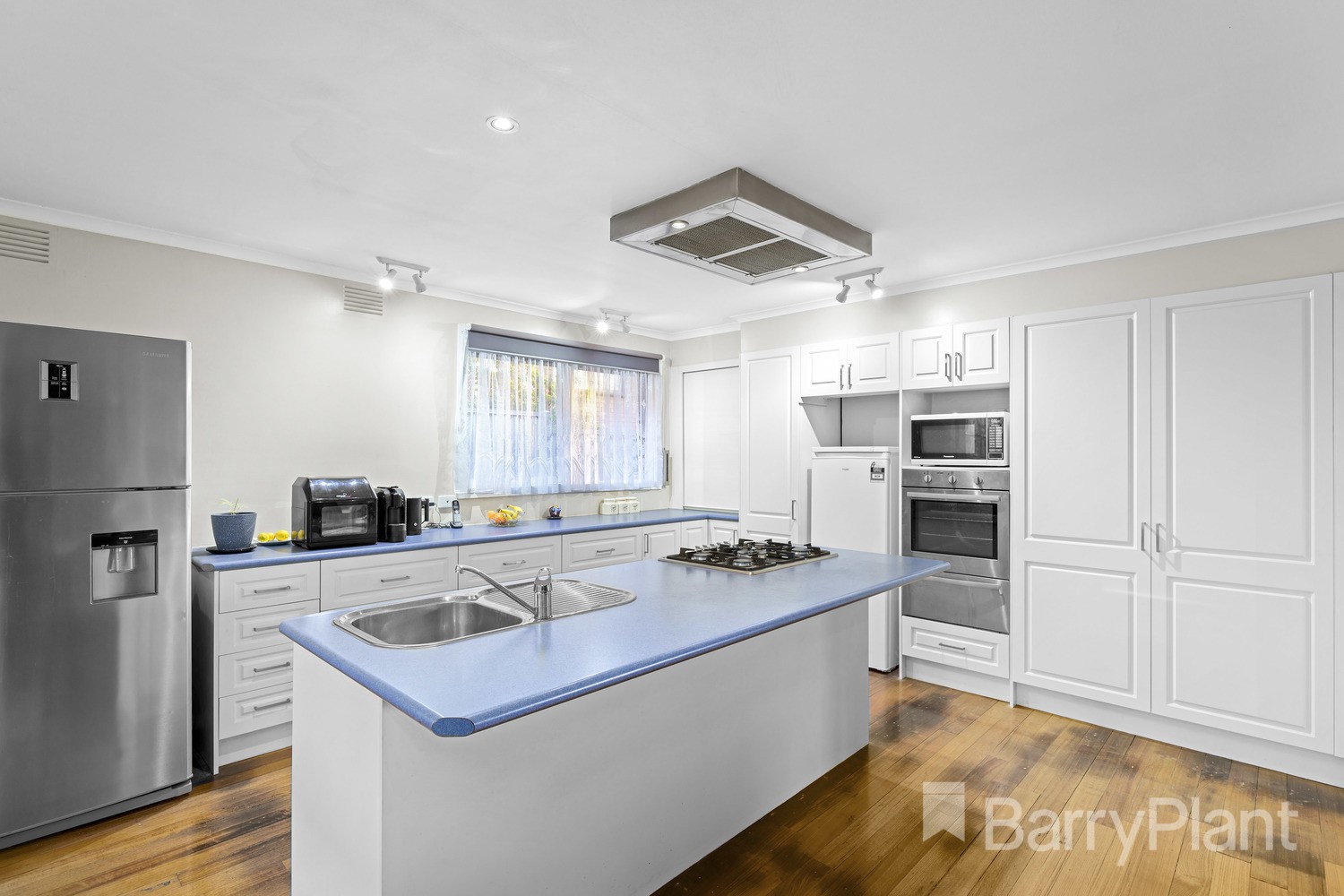 34 Kurrajong Crescent, Watsonia North, VIC 3087, Watsonia North - Thumbnail 3