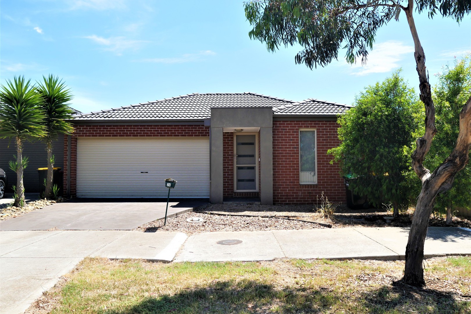 34 Lady Penrhyn Drive, Harkness, VIC 3337