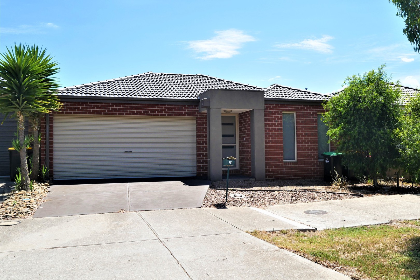 34 Lady Penrhyn Drive, Harkness, VIC 3337 - Thumbnail 1 - 17/04/2026