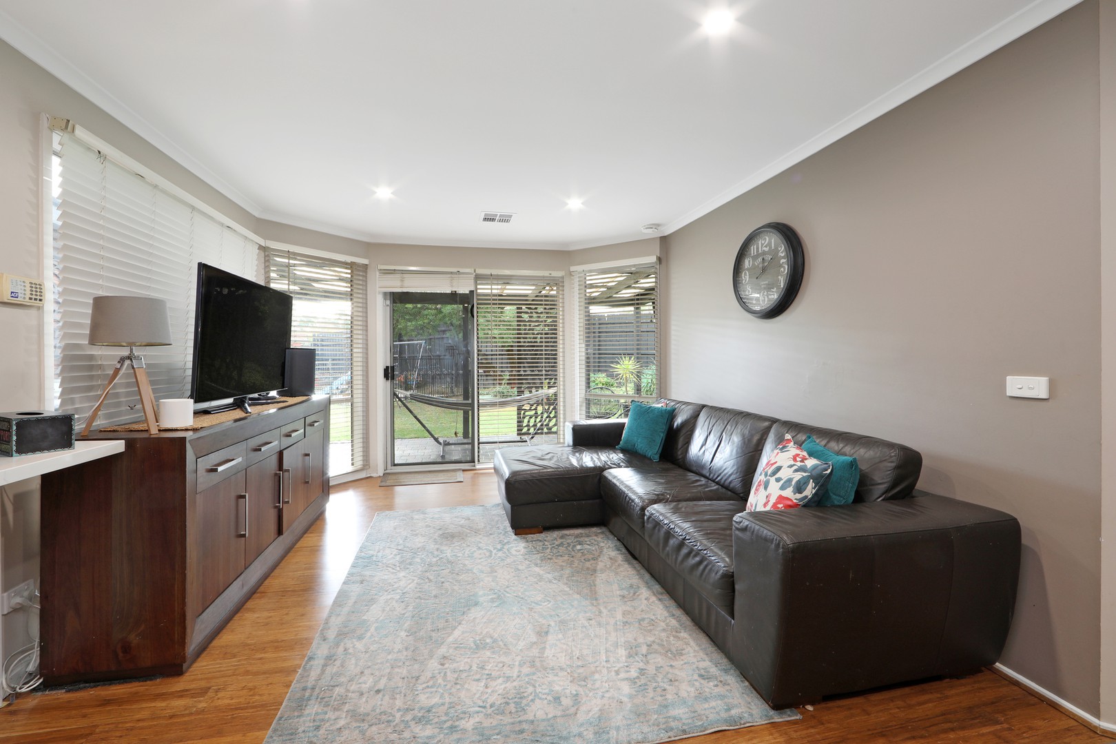 34 Landsborough Avenue, Rowville, VIC 3178 - Thumbnail 1 - 29/04/2025