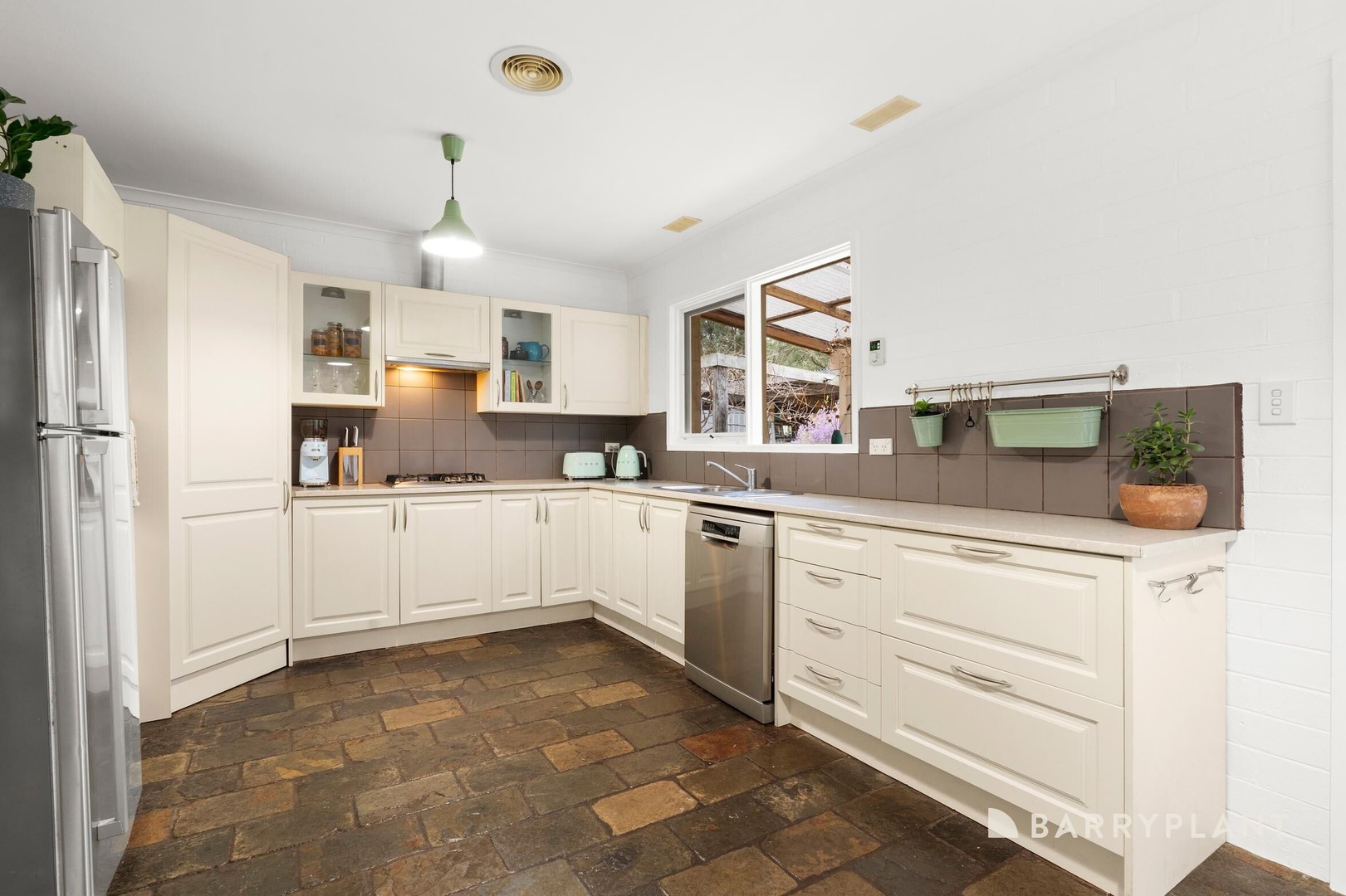 34 Lawsons Road, Emerald, VIC 3782, Emerald - Thumbnail 4