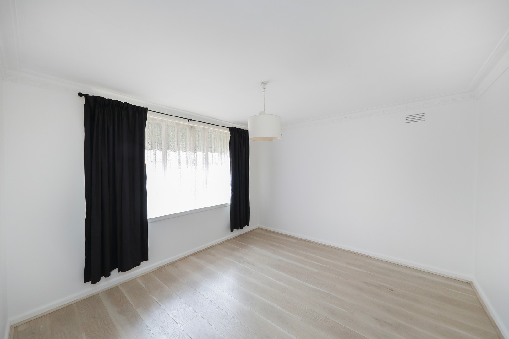 34 Leonard Avenue, St Albans, VIC 3021, St Albans - Thumbnail 3