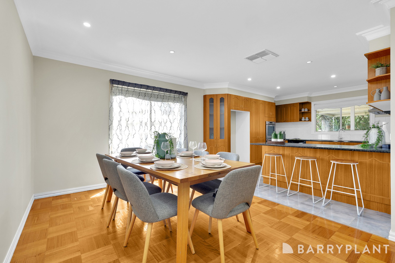 34 Lewins Rail Avenue, South Morang, VIC 3752, South Morang - Thumbnail 5