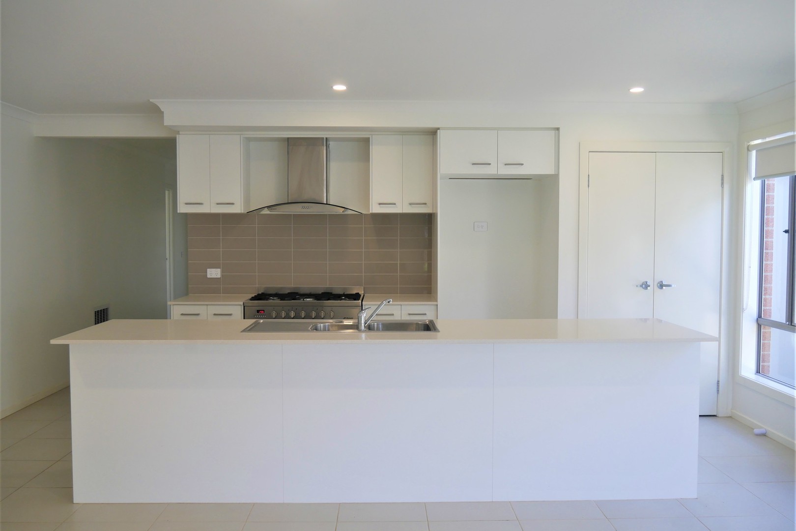 34 Louisville Drive, Thornhill Park, VIC 3335, Thornhill Park - Thumbnail 4