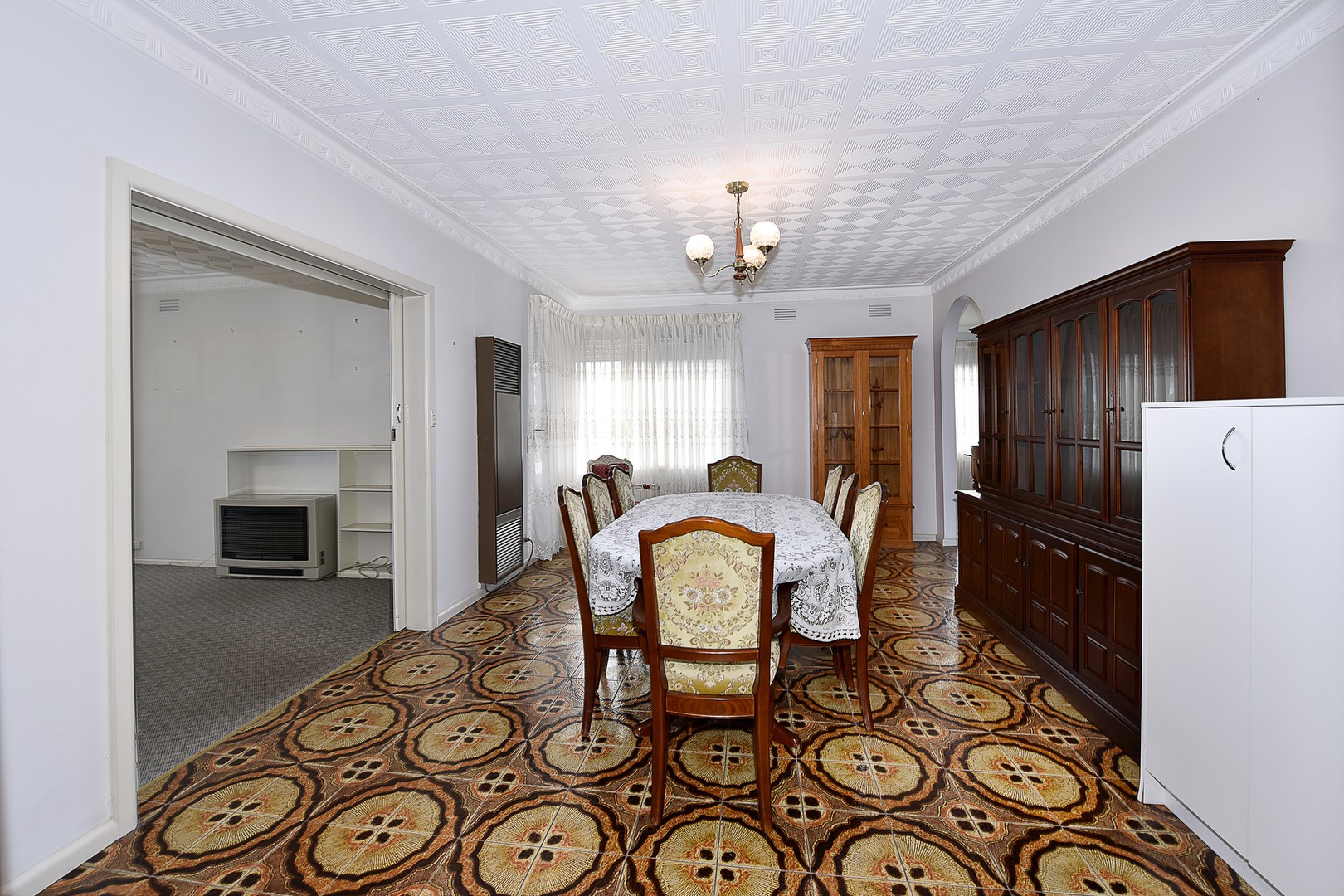 34 Massey Avenue, Reservoir, VIC 3073, Reservoir - Thumbnail 5