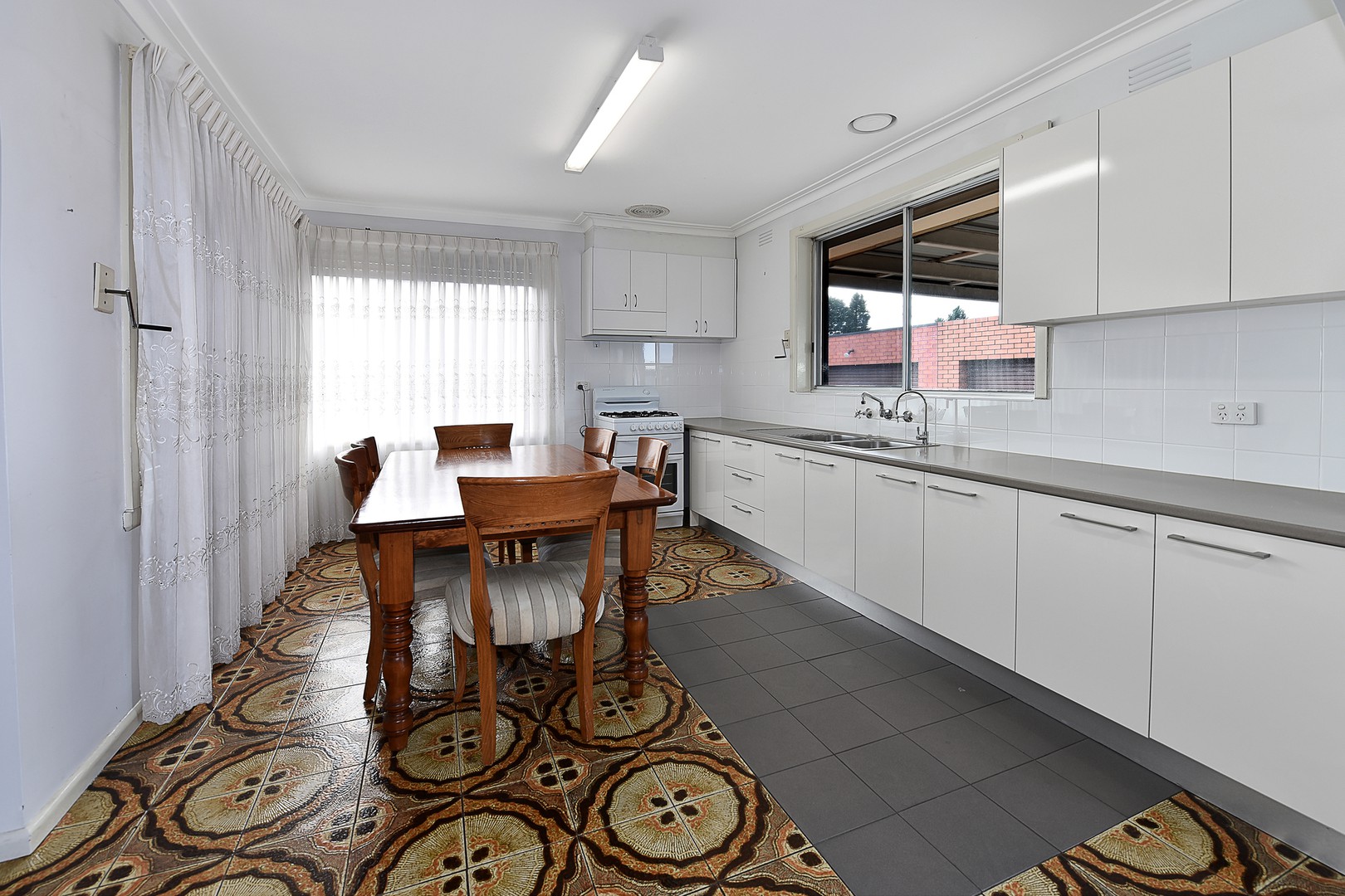 34 Massey Avenue, Reservoir, VIC 3073, Reservoir - Thumbnail 6