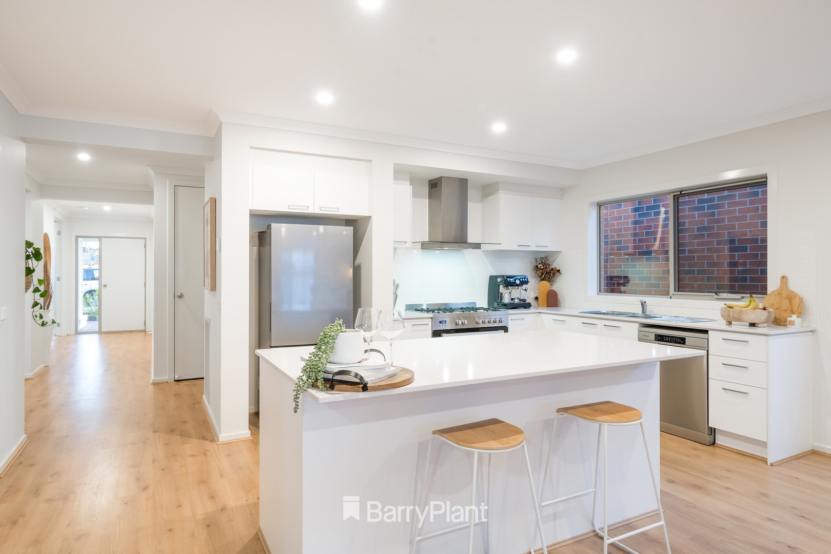 34 Mccubbin Drive, Mount Duneed, VIC 3217, Mount Duneed - Thumbnail 2