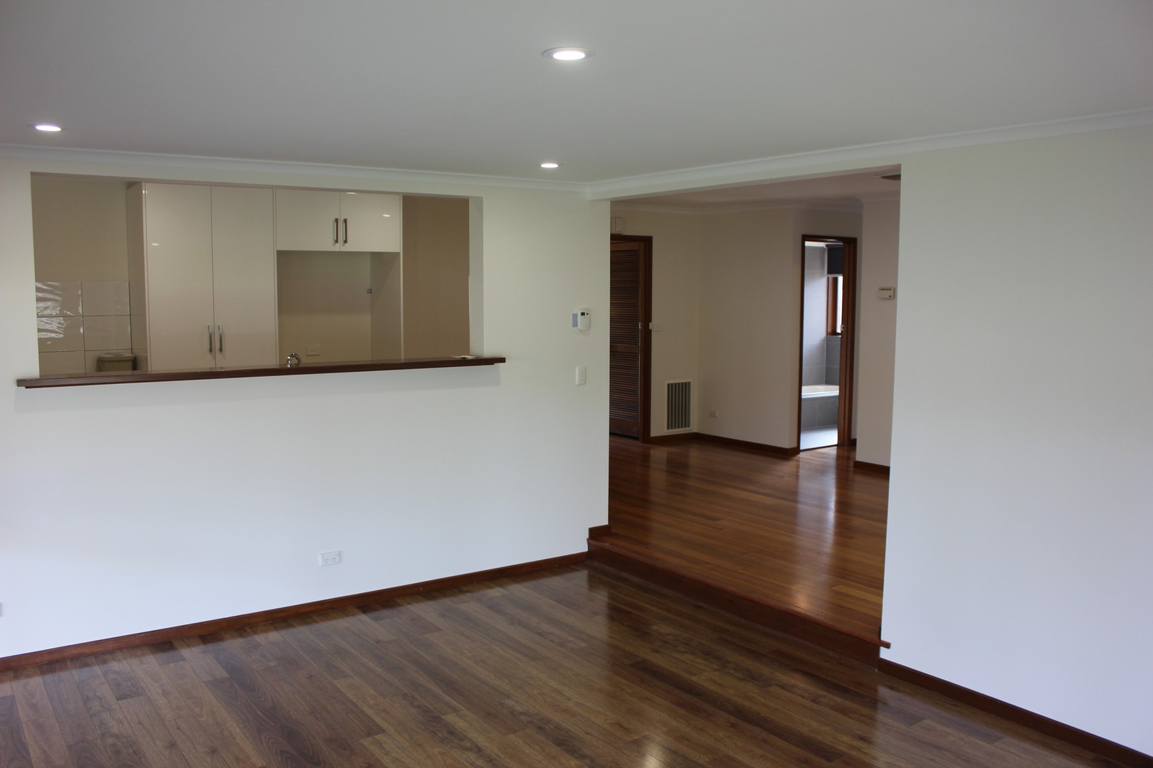 34 Medora Avenue, Bundoora, VIC 3083, Bundoora - Thumbnail 3