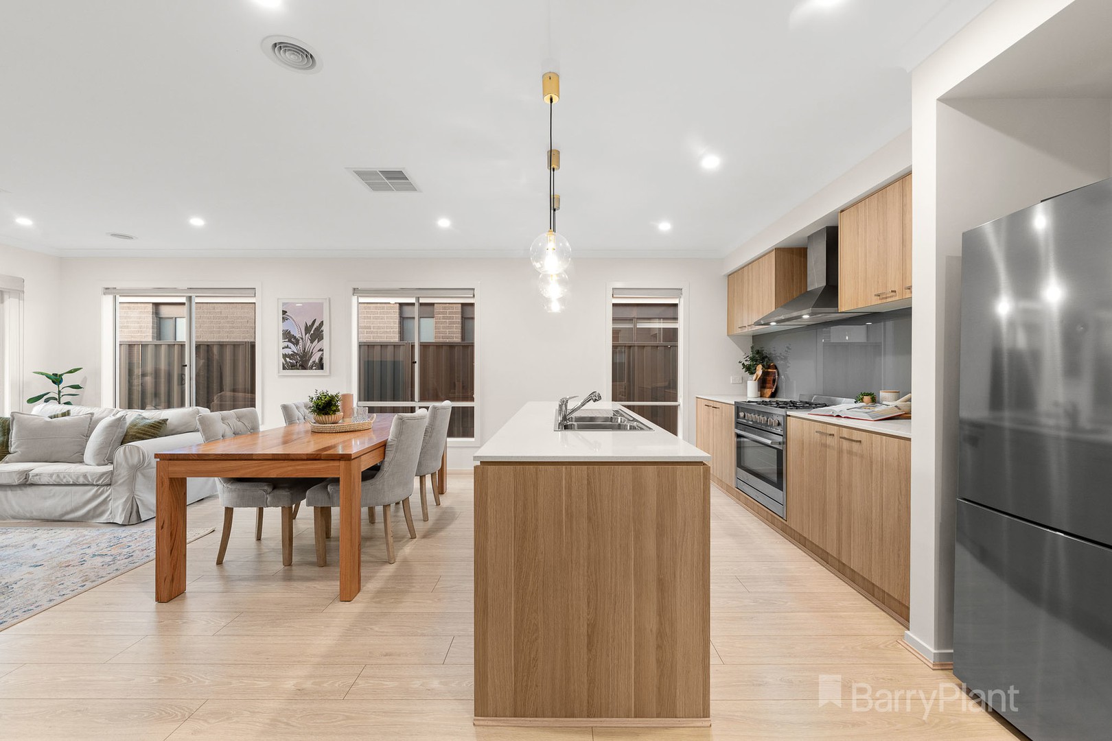 34 Melodie Drive, Officer, VIC 3809, Officer - Thumbnail 3