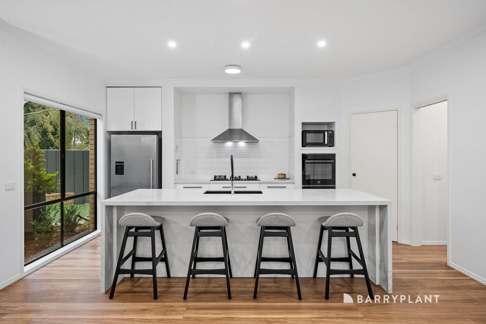 34 Monastery Close, Wantirna South, VIC 3152, Wantirna South - Thumbnail 4