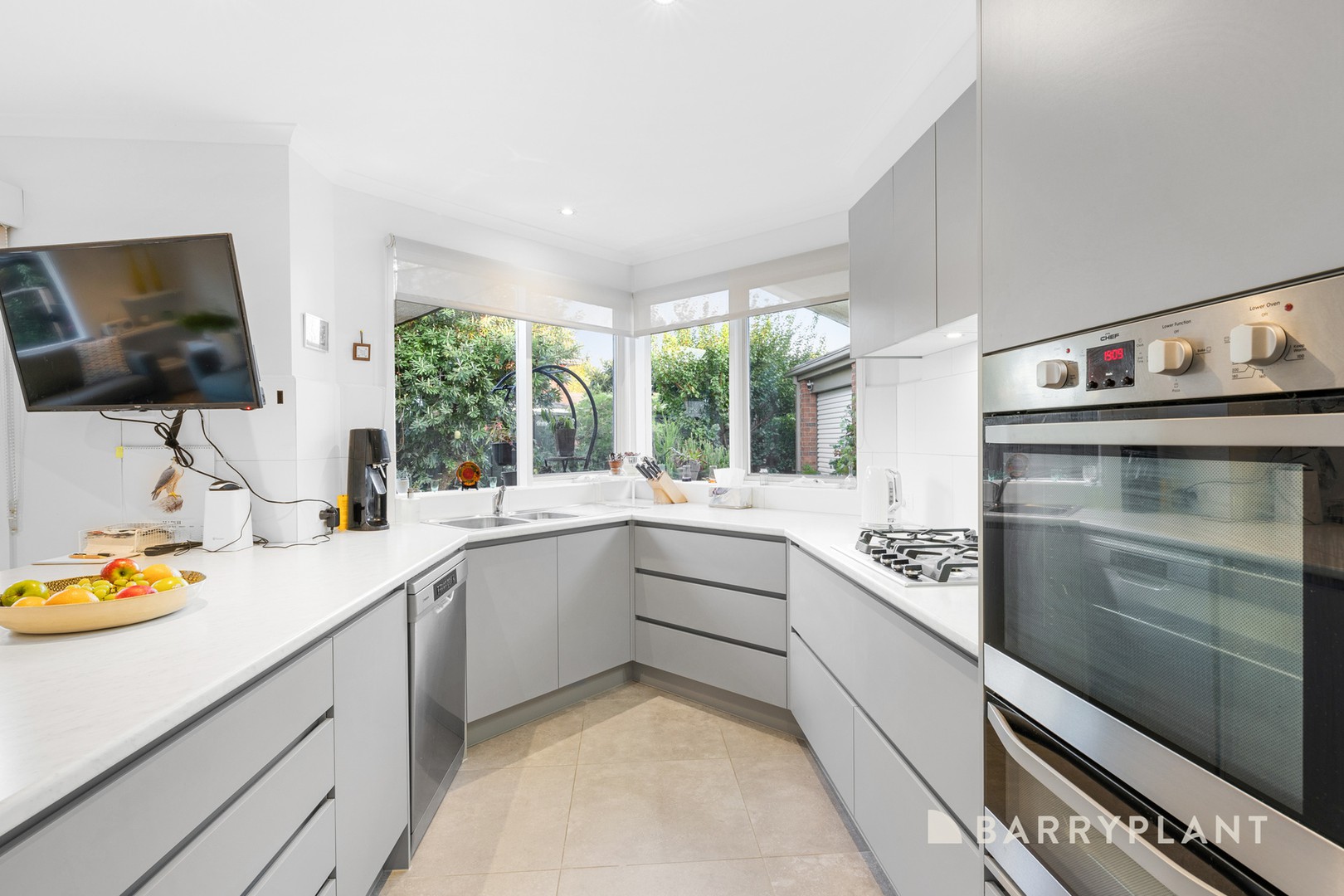 34 Mosman Close, Wantirna South, VIC 3152, Wantirna South - Thumbnail 3