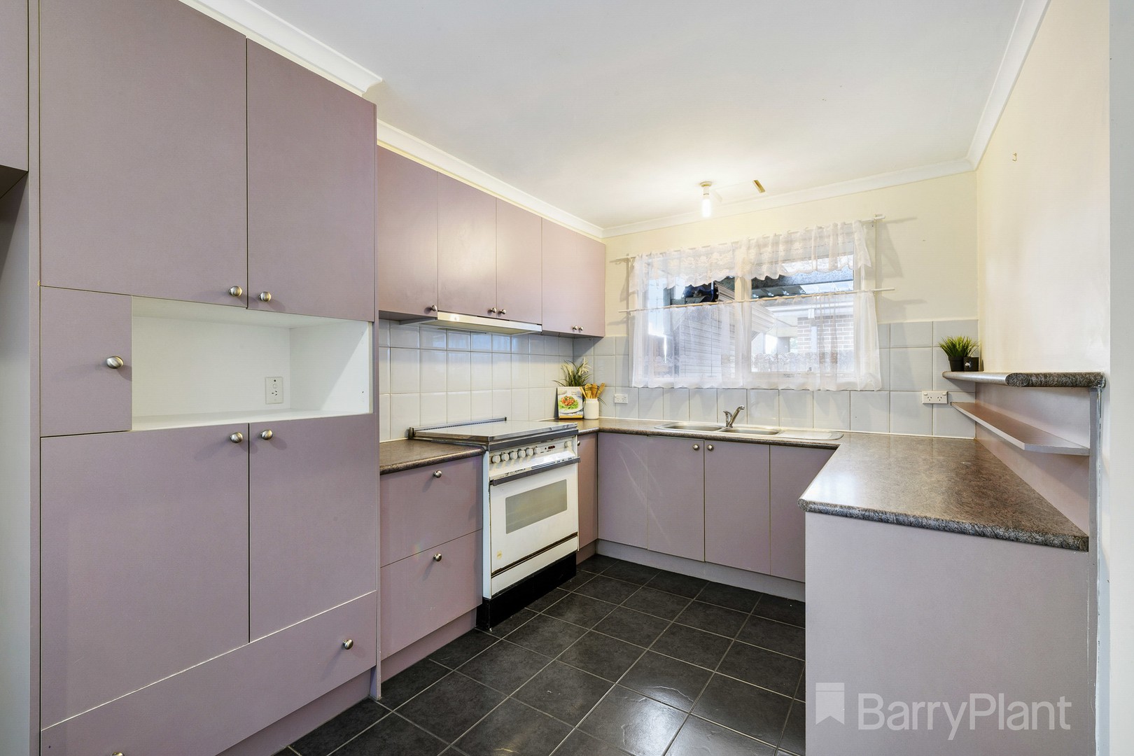 34 Penguin Street, Melton, VIC 3337, Melton - Thumbnail 3