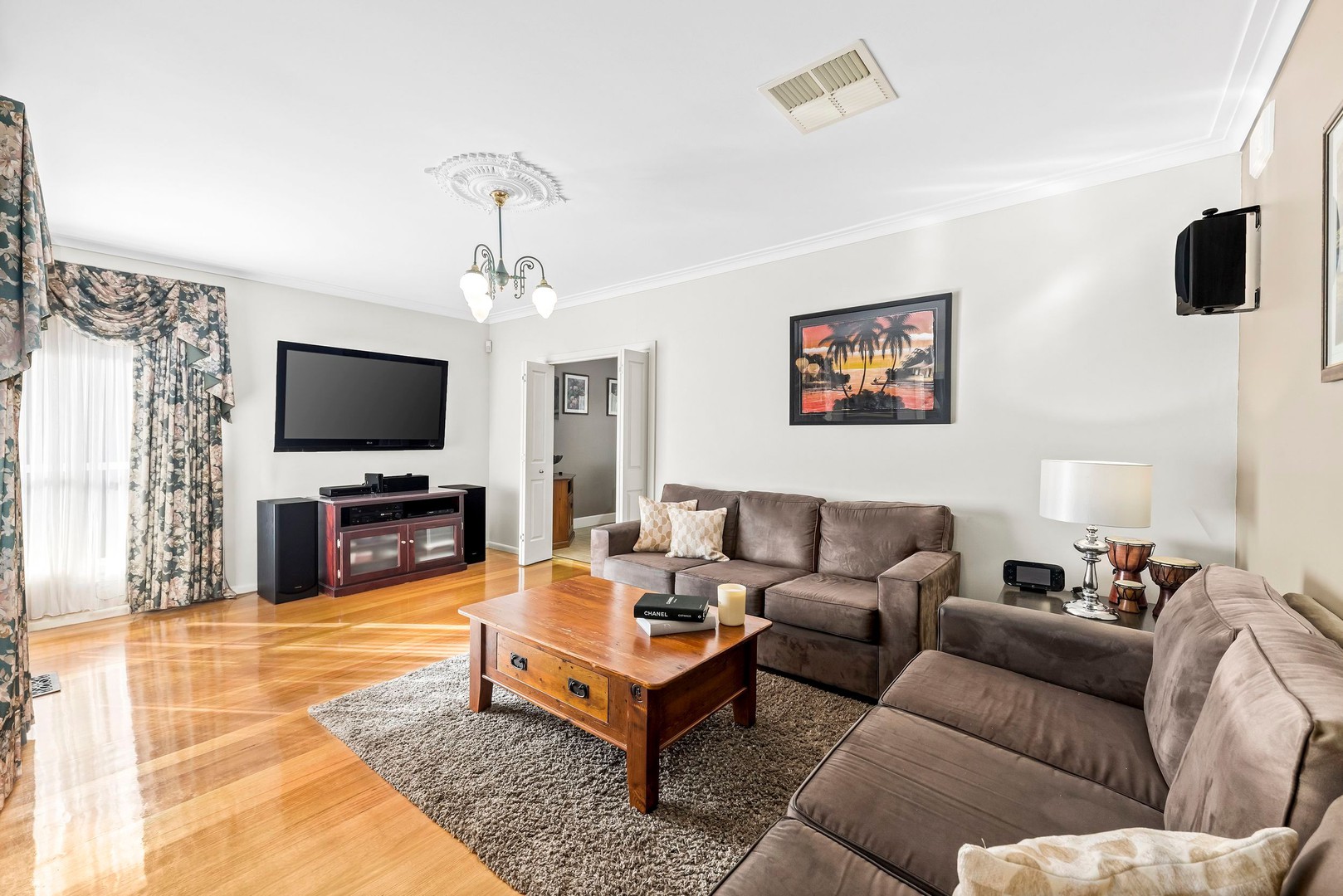 34 Ridge Drive, Avondale Heights, VIC 3034, Avondale Heights - Thumbnail 2