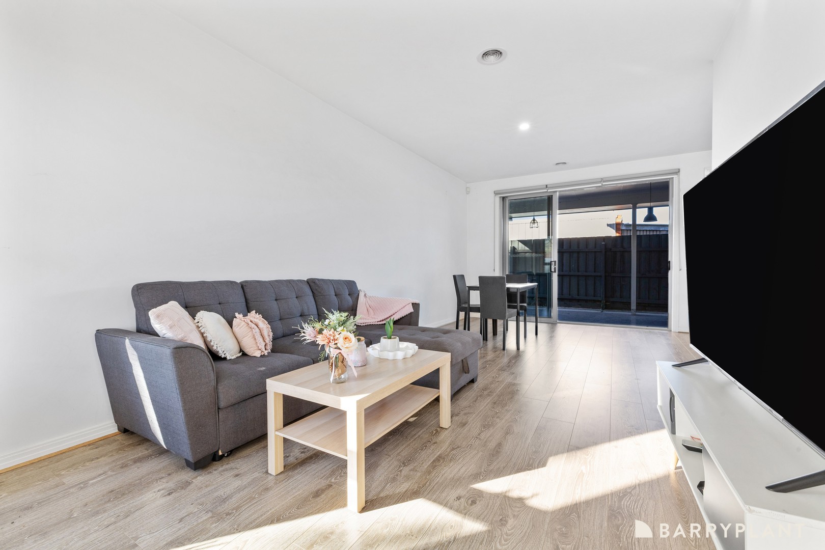34 Romsey Avenue, Sunshine North, VIC 3020, Sunshine North - Thumbnail 4