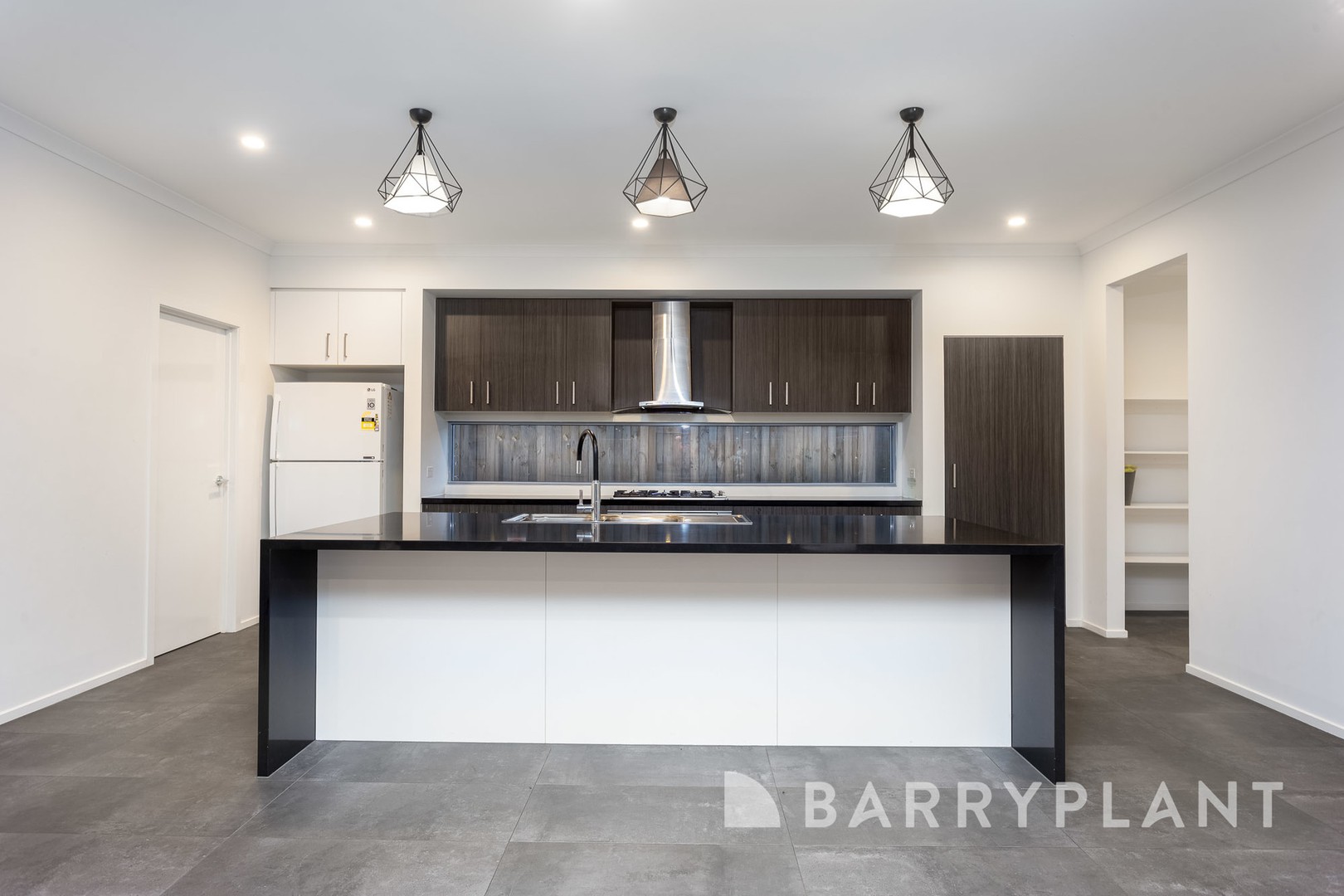34 Rothbury Parkway, Williams Landing, VIC 3027, Williams Landing - Thumbnail 3