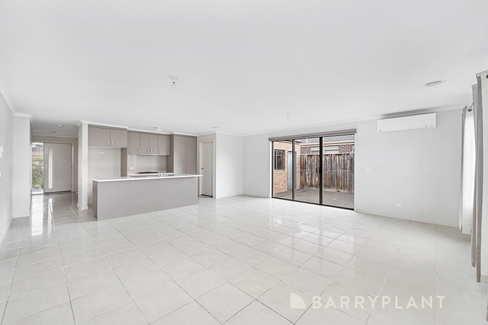 34 Saltbush Crescent, Brookfield, VIC 3338, Brookfield - Thumbnail 3
