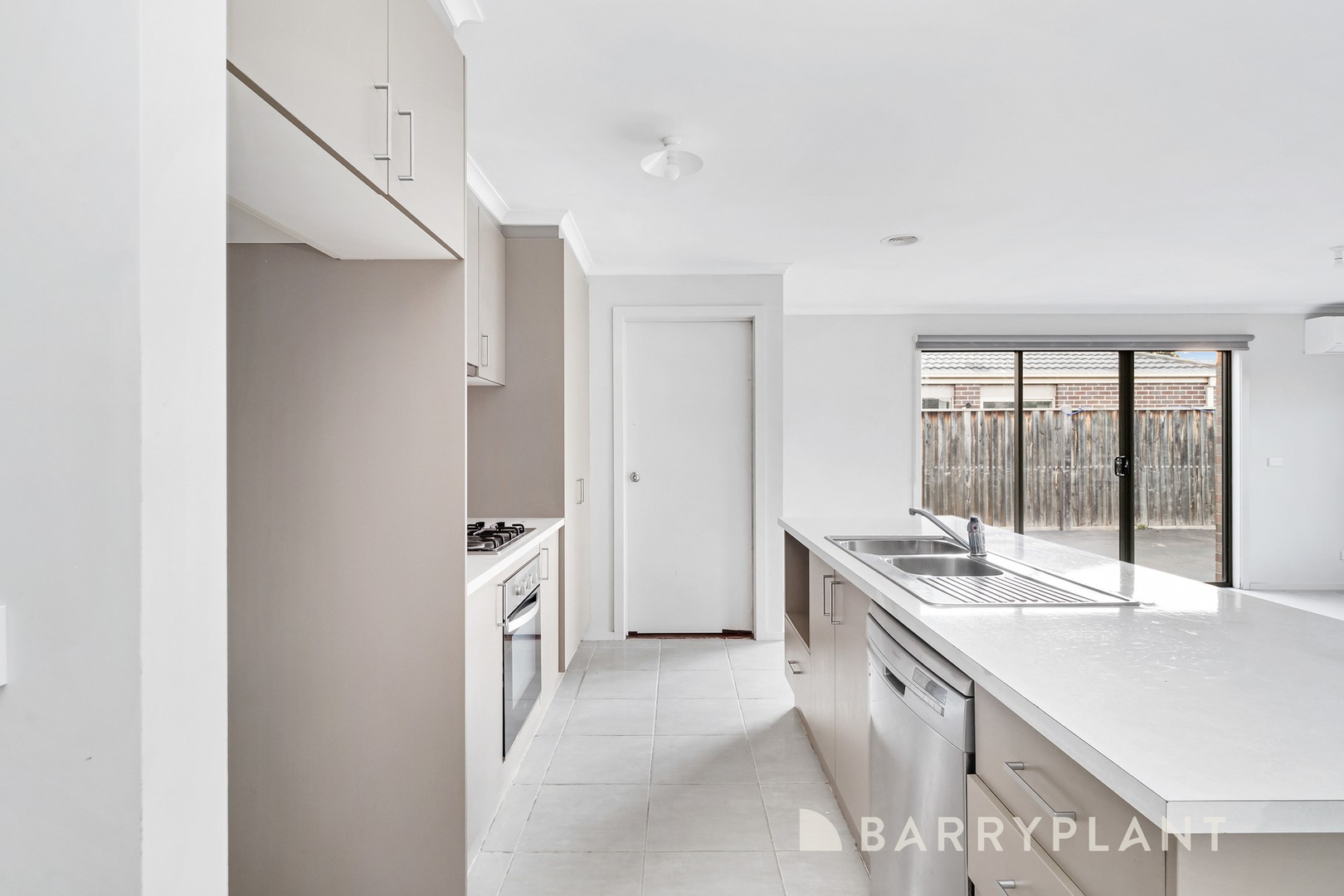 34 Saltbush Crescent, Brookfield, VIC 3338, Brookfield - Thumbnail 5