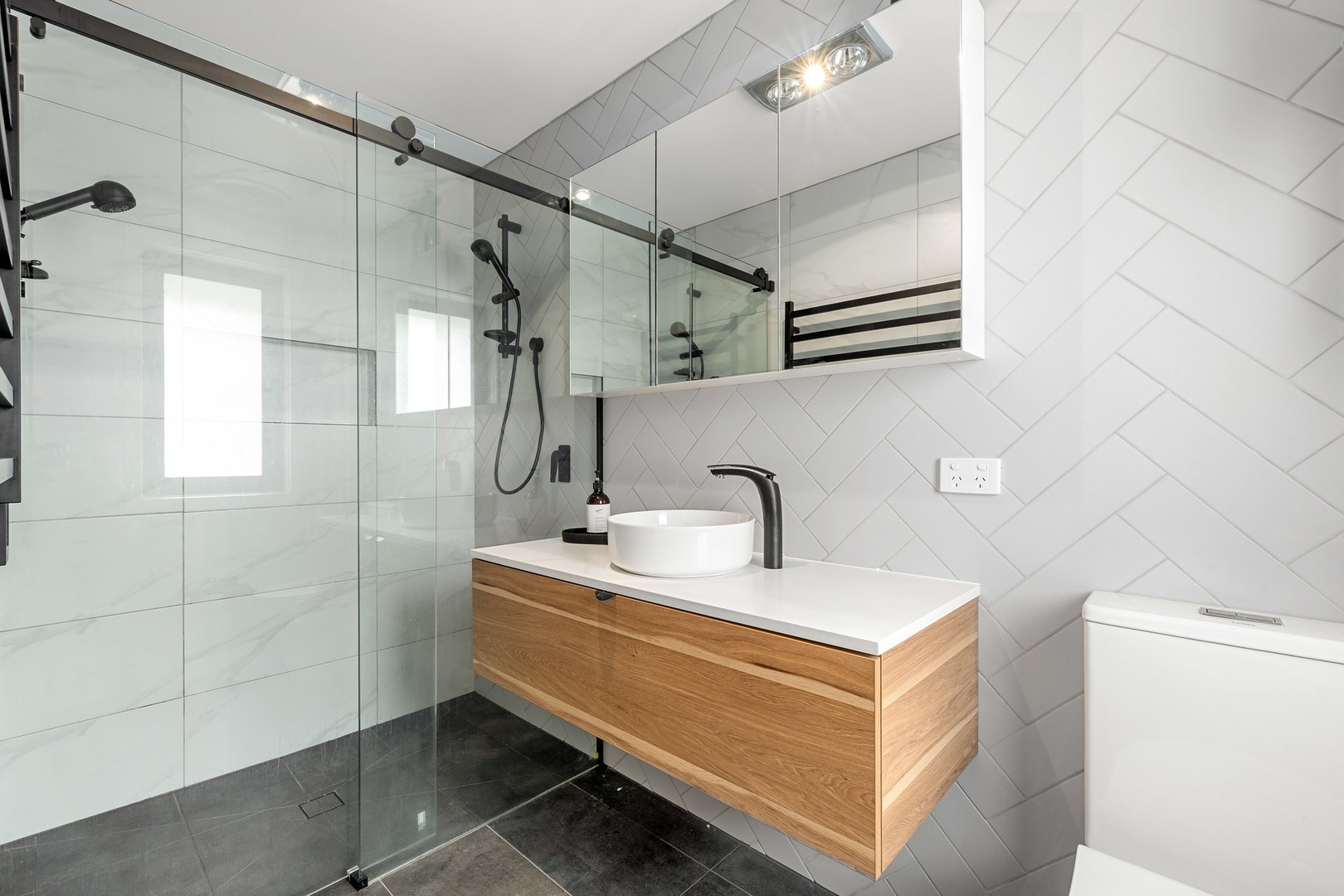 34 Sandhurst Crescent, Bundoora, VIC 3083, Bundoora - Thumbnail 7